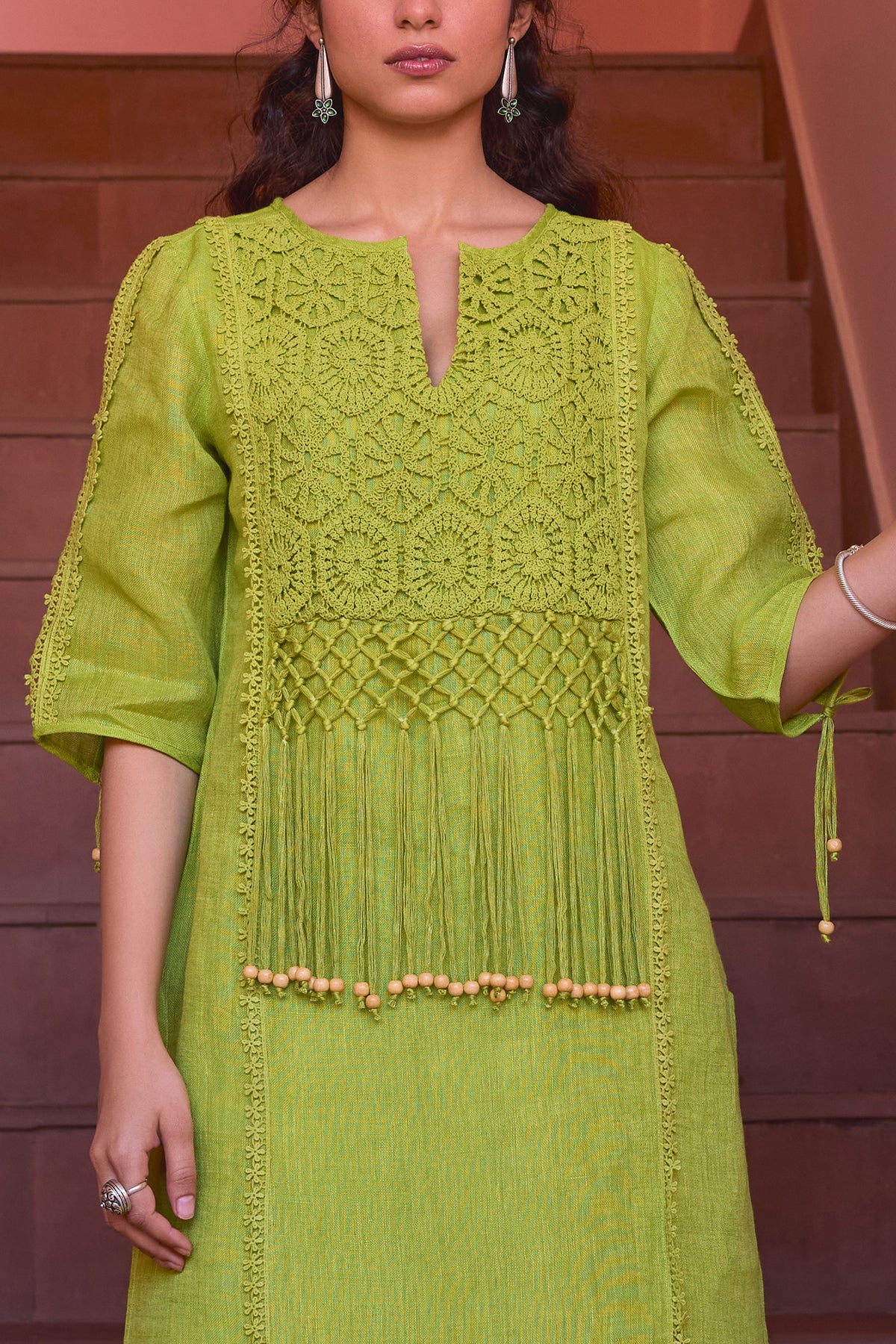 The Shiri Kurti - Yell With Us