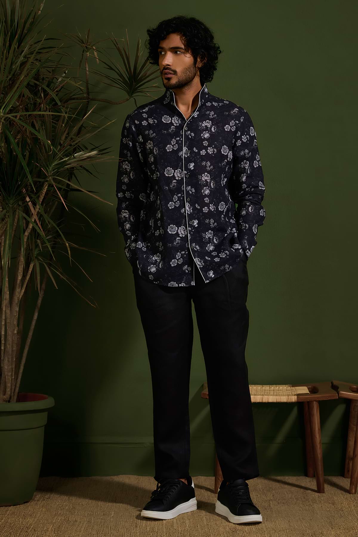 The Raeez Shirt - Yell With Us