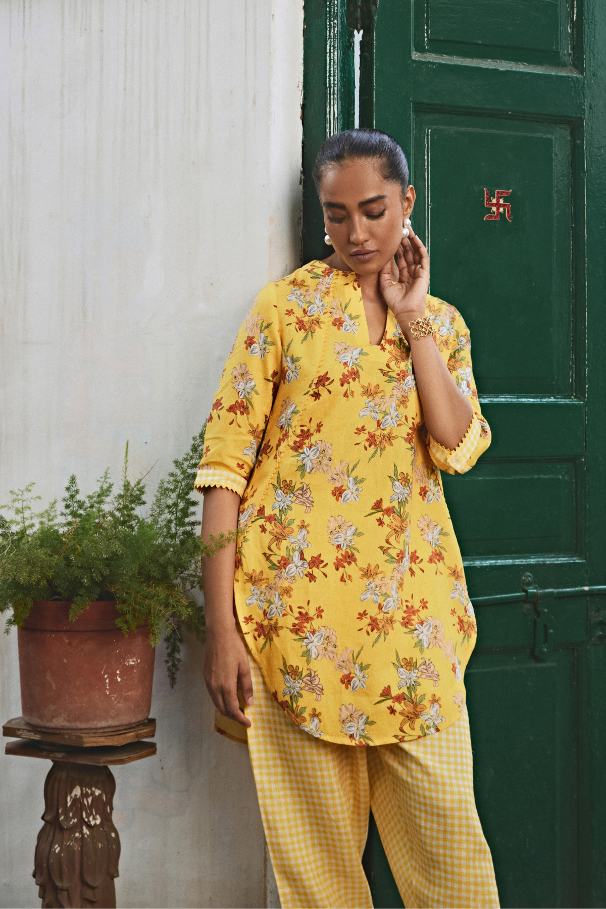 The Vida Kurti - Yell With Us