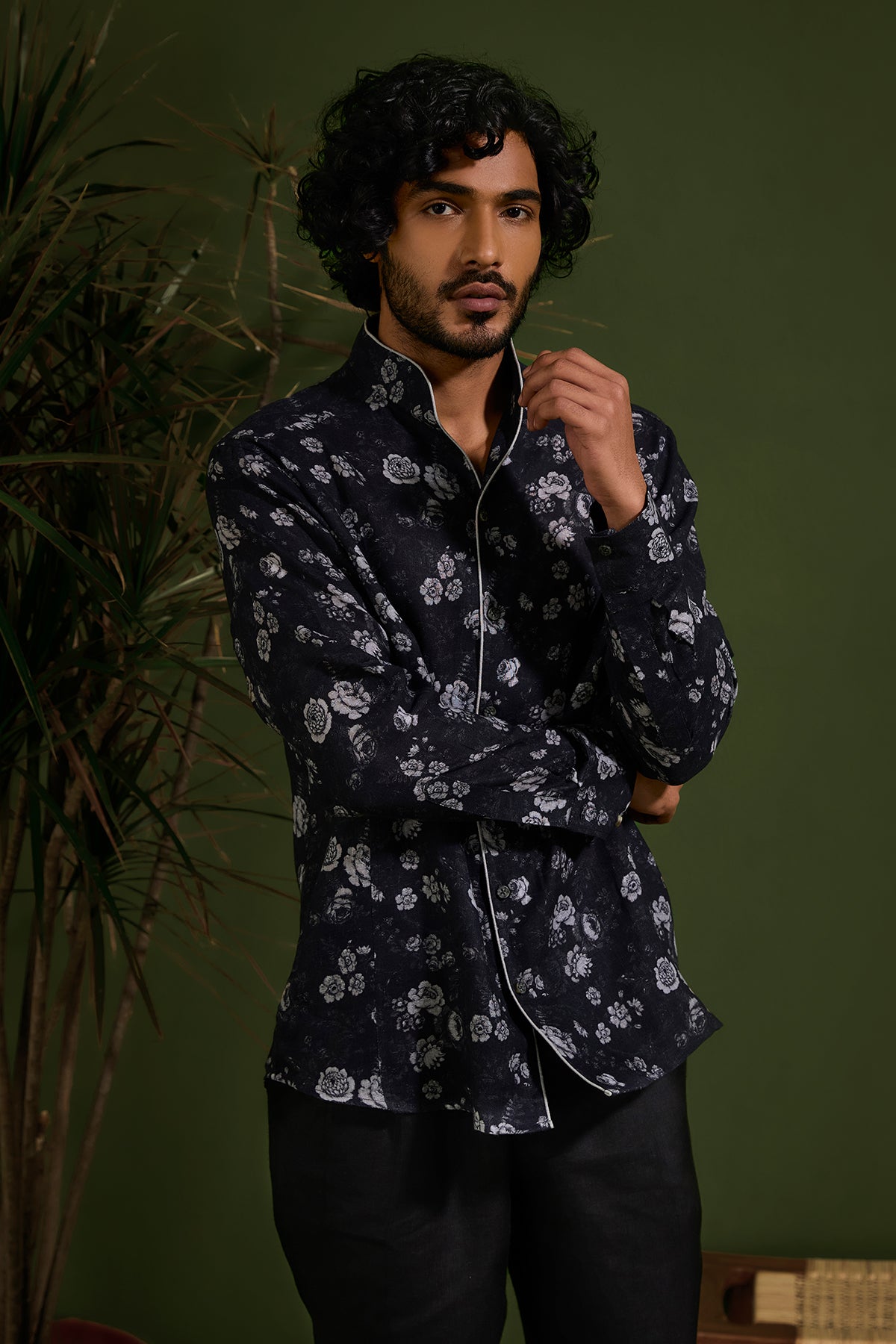 The Raeez Shirt - Yell With Us