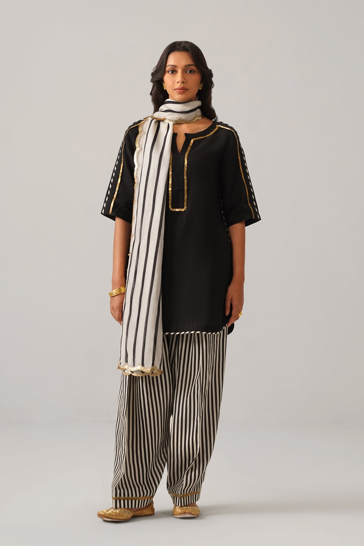 The Zareen Black Linen Kurti