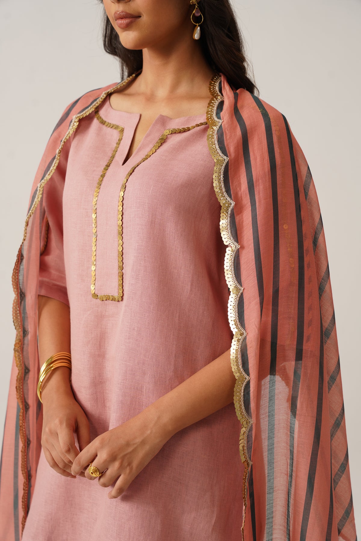 The Zareen Coral Linen Kurti
