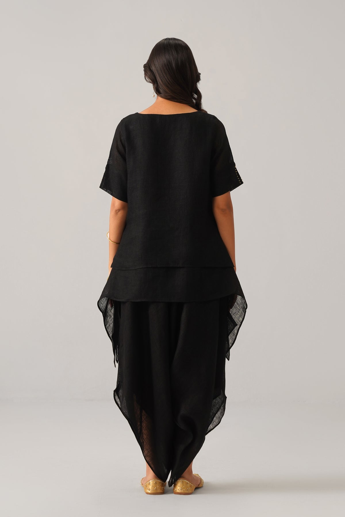 The Shabnam Black Gauze Linen Cape