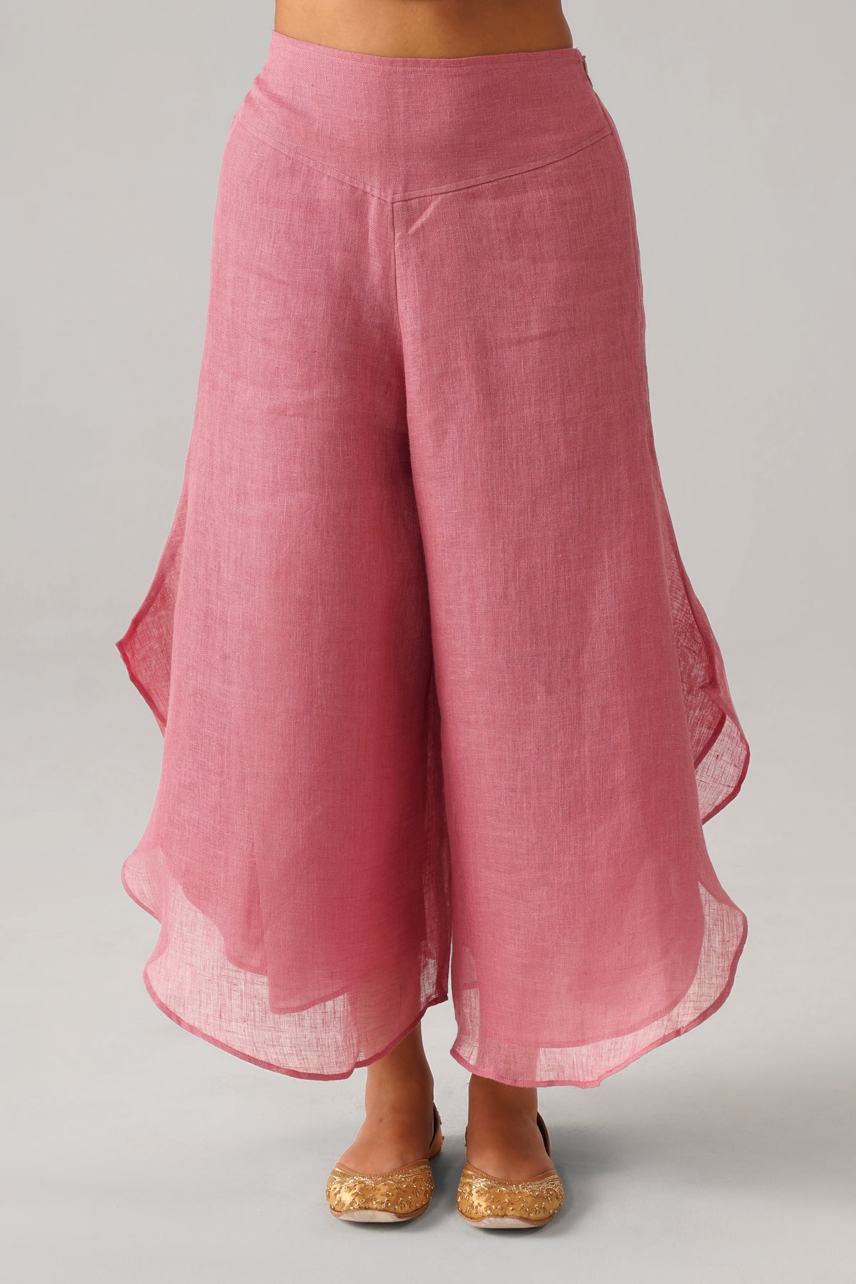 The Boho Banno Rose Pink Linen Cape Set
