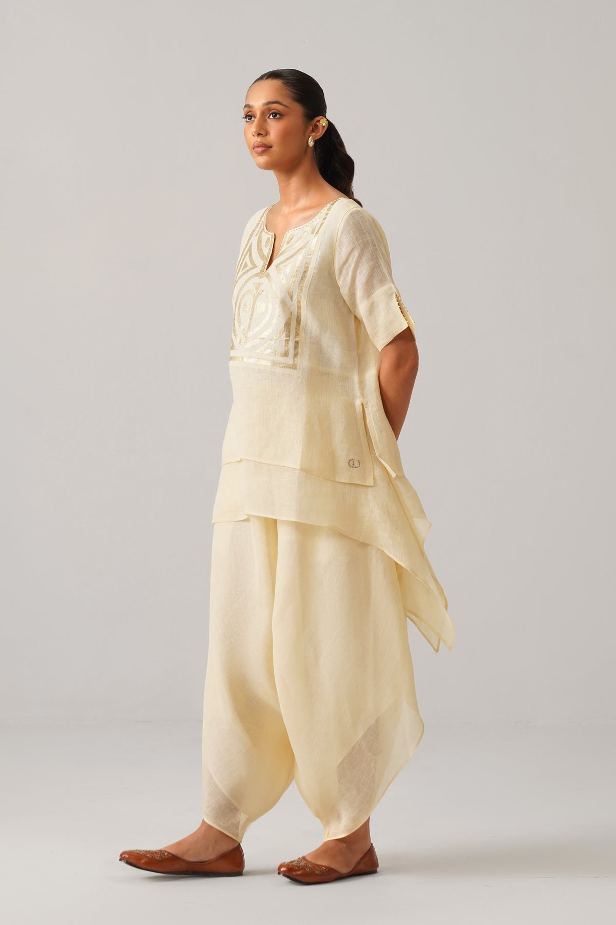 The Shabnam Cream Gauze Linen Cape