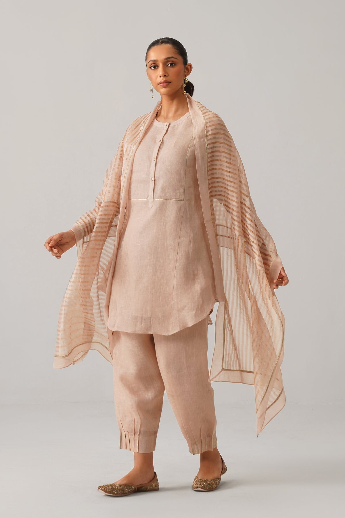 The Sitaara Champagne Gauze Linen Kurti