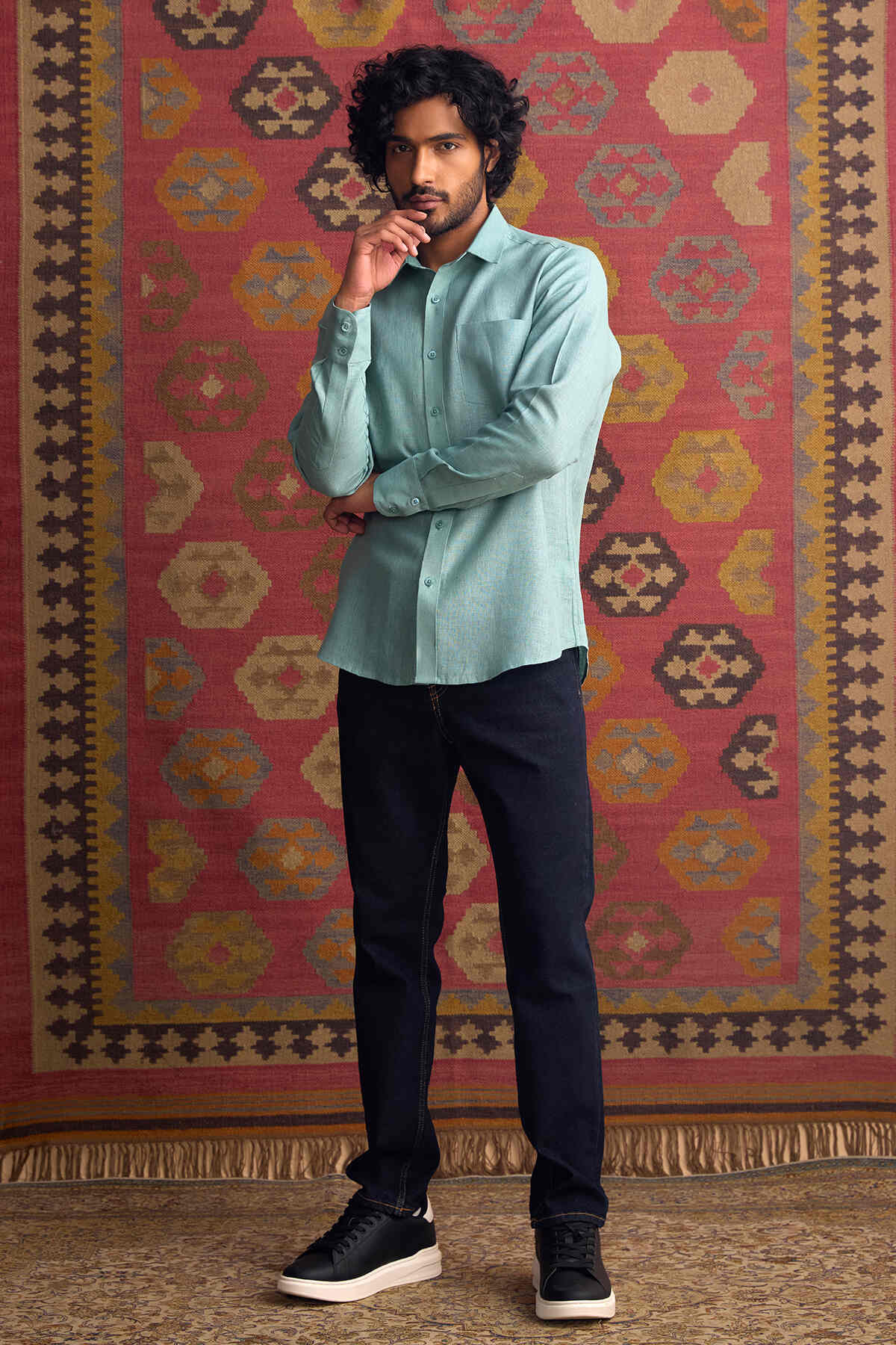 Extended Collar Linen Shirt