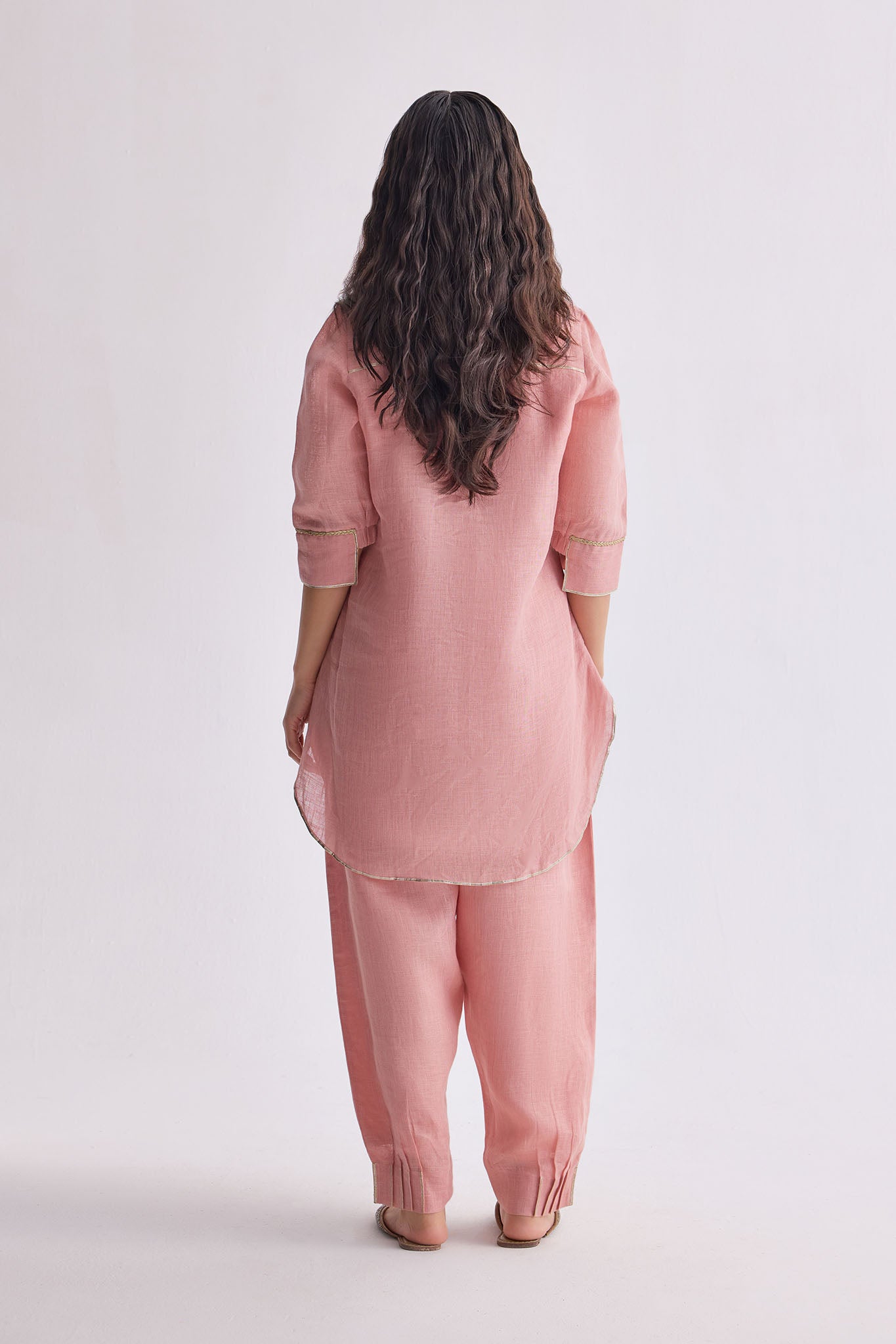 Patola Poise Kurta Set - Dark Peach