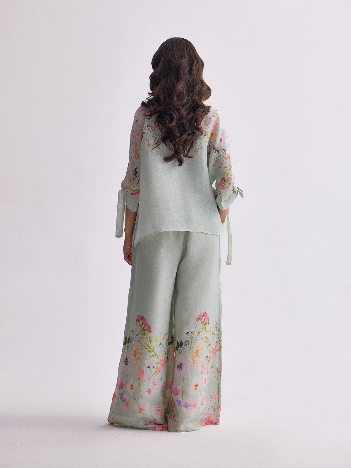 The Gulraaz Linen Cape Set - Aqua Bloom