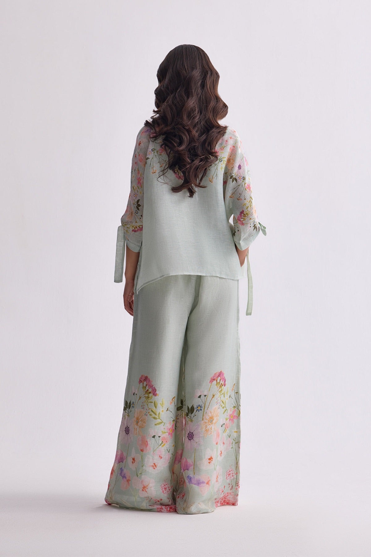 The Gulraaz Linen Cape Set - Aqua Bloom
