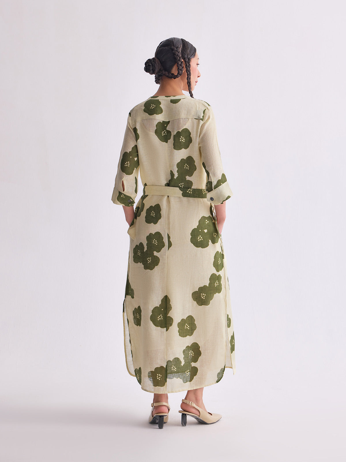 The Khuskhus Linen Dress - Green Poppy