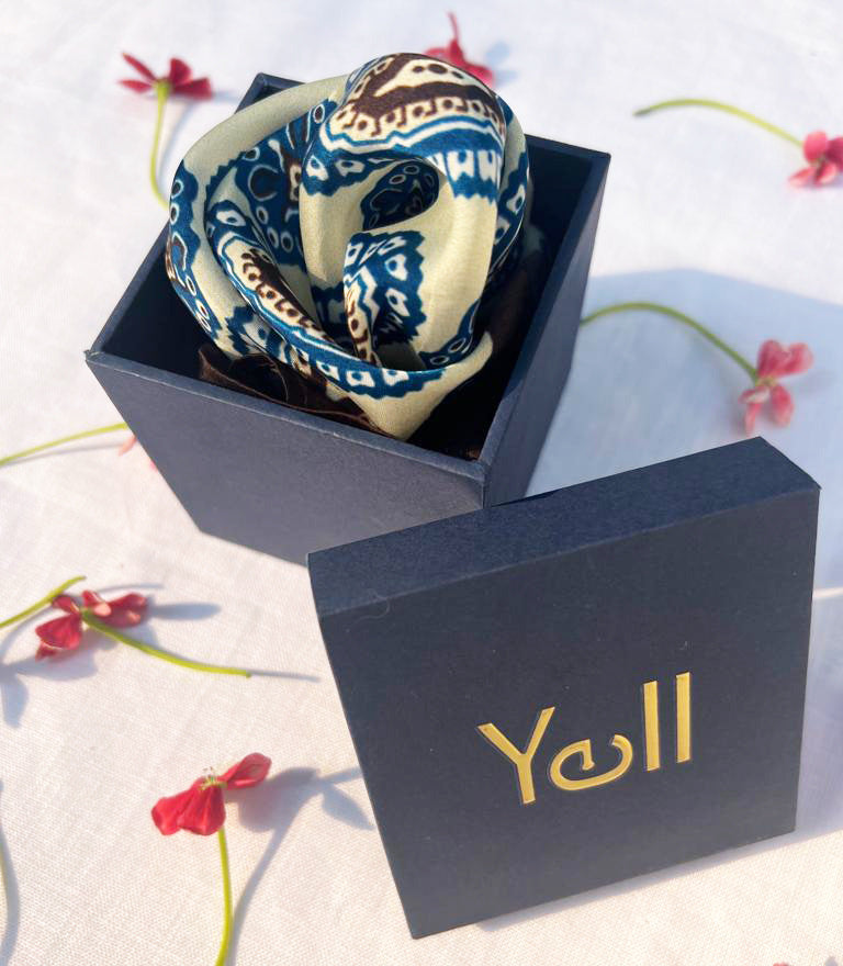 The Dimensia Brown Pocket Square - Yell With US