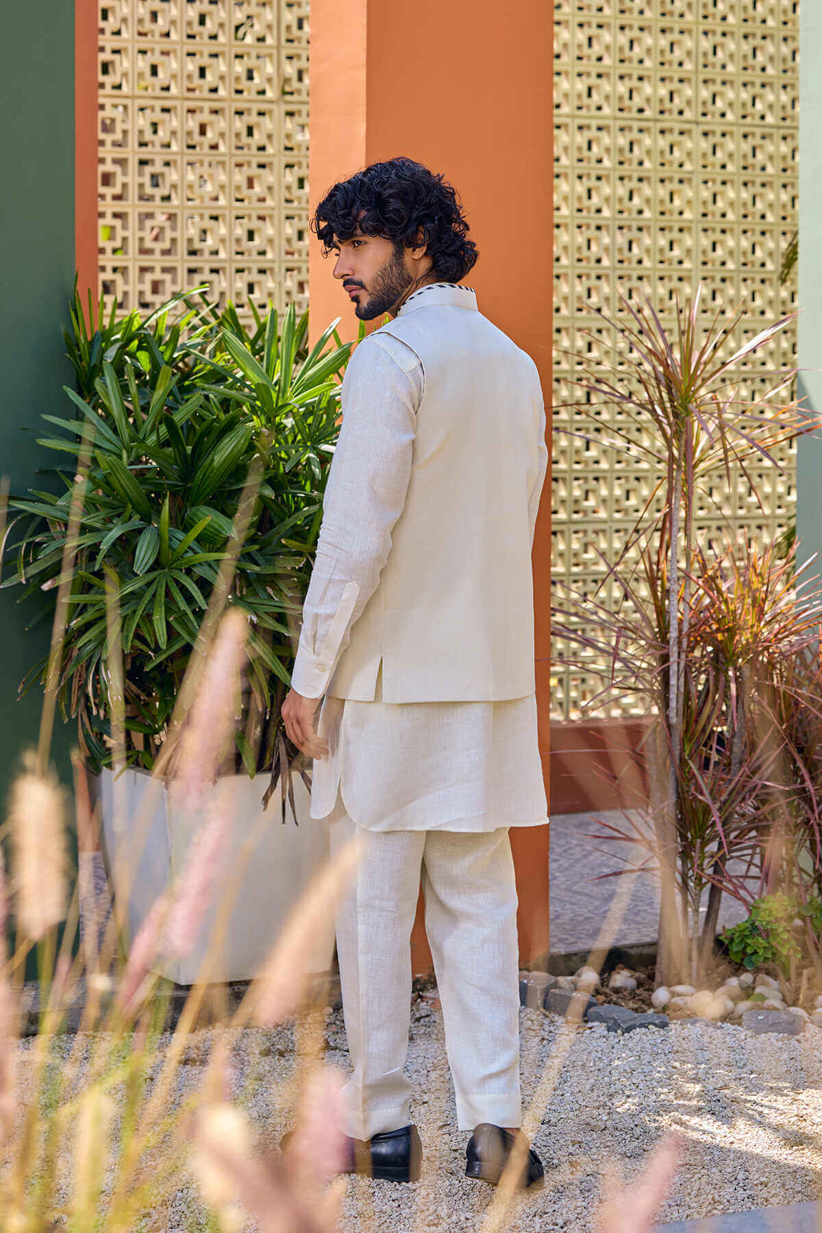 The Mizaaj Waistcoat - Yellwithus