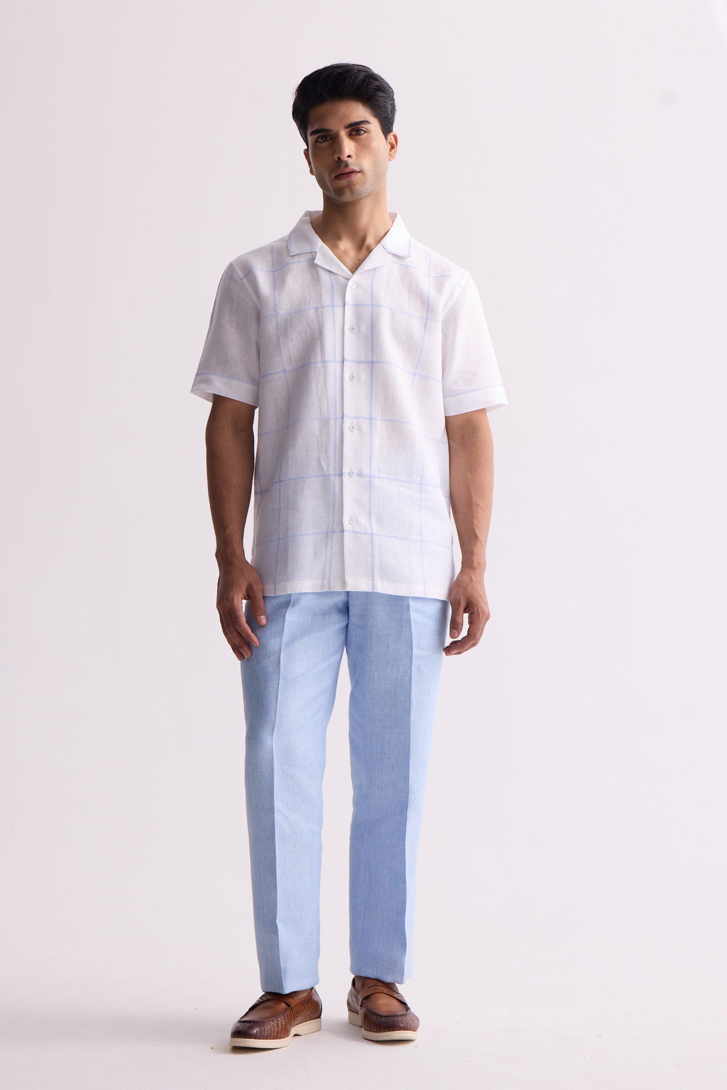 The Caelum White and Blue Linen Shirt