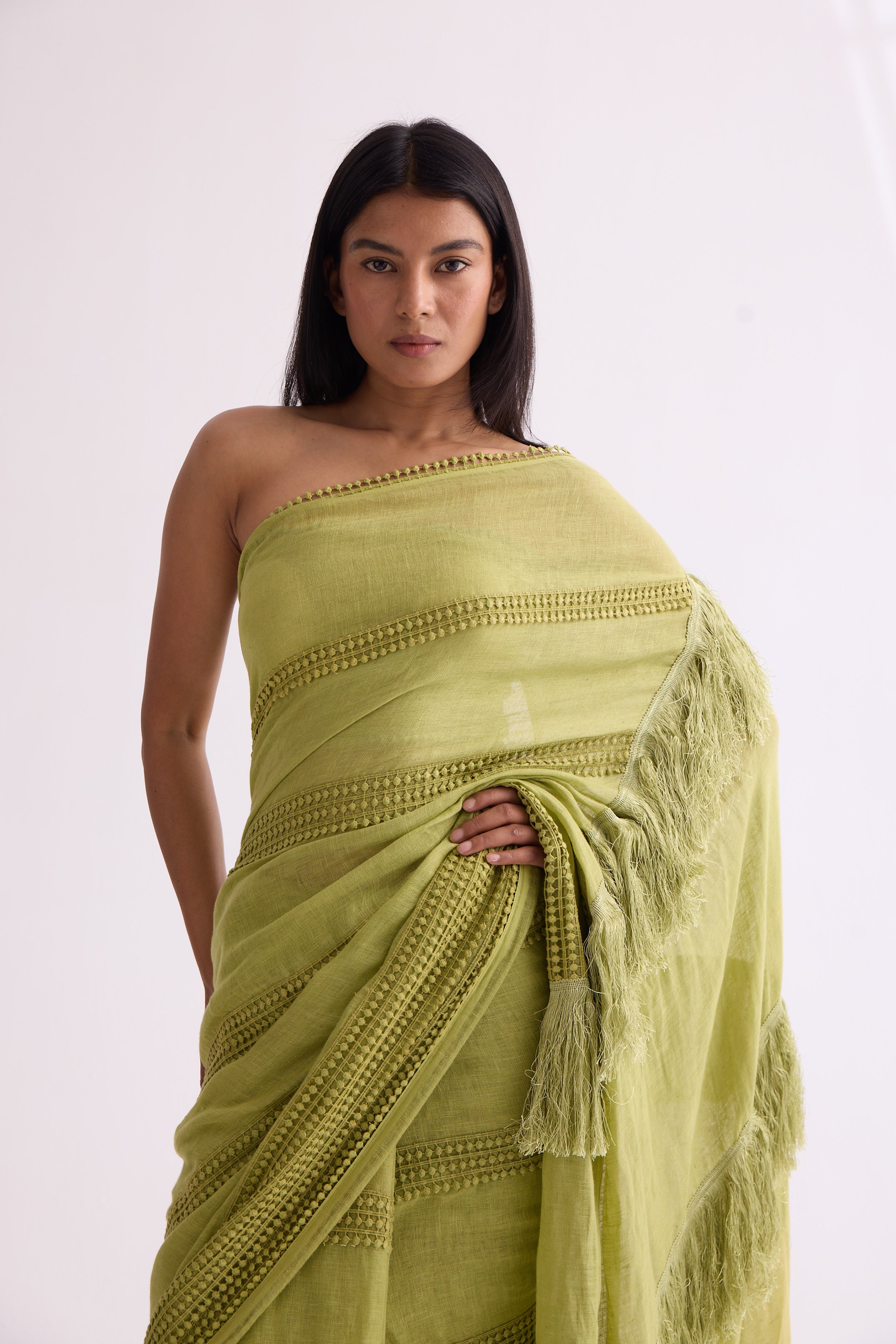 The Mallika-e-Bahaar Light Green Saree