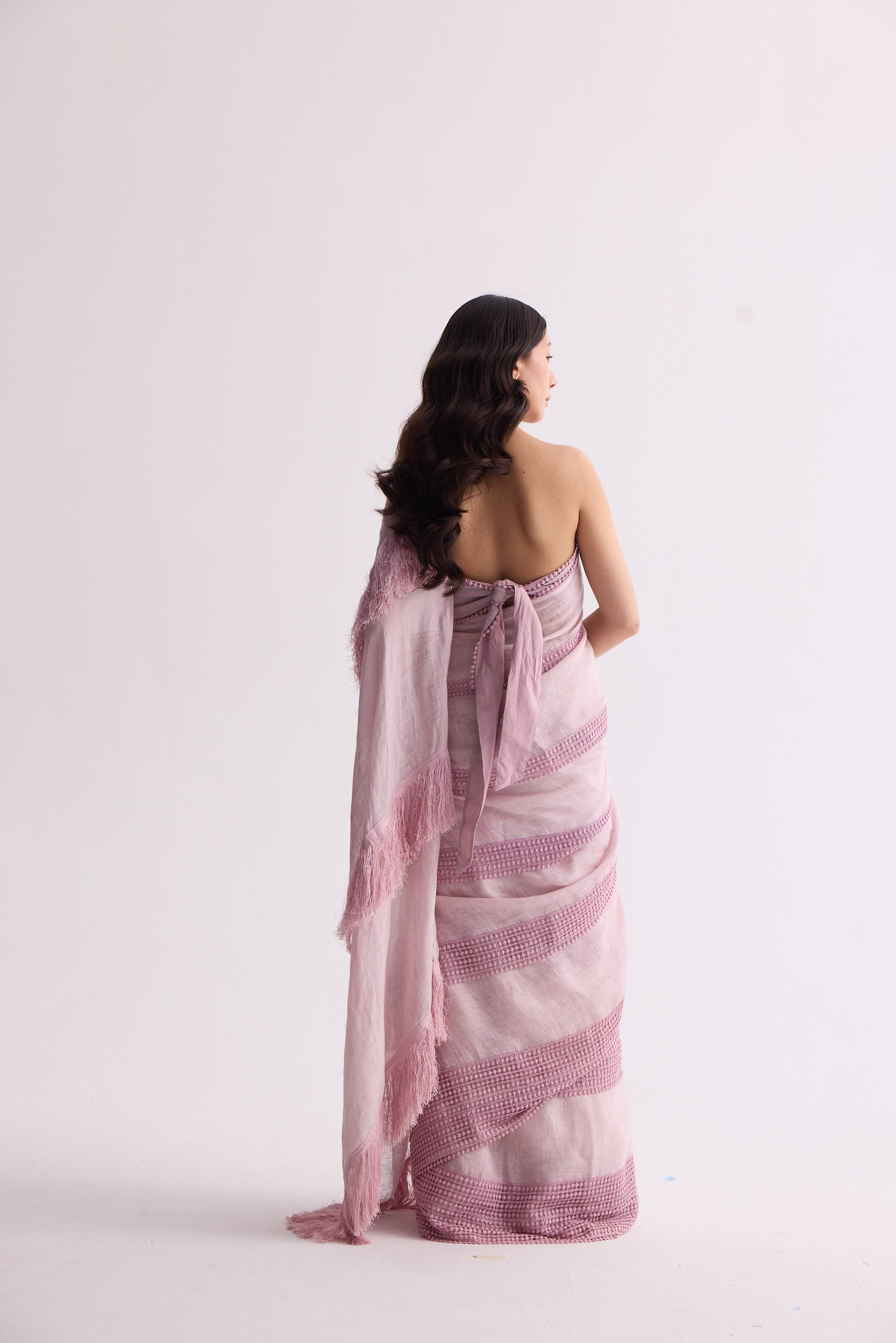 The Mallika-e-Bahaar Lavender Saree