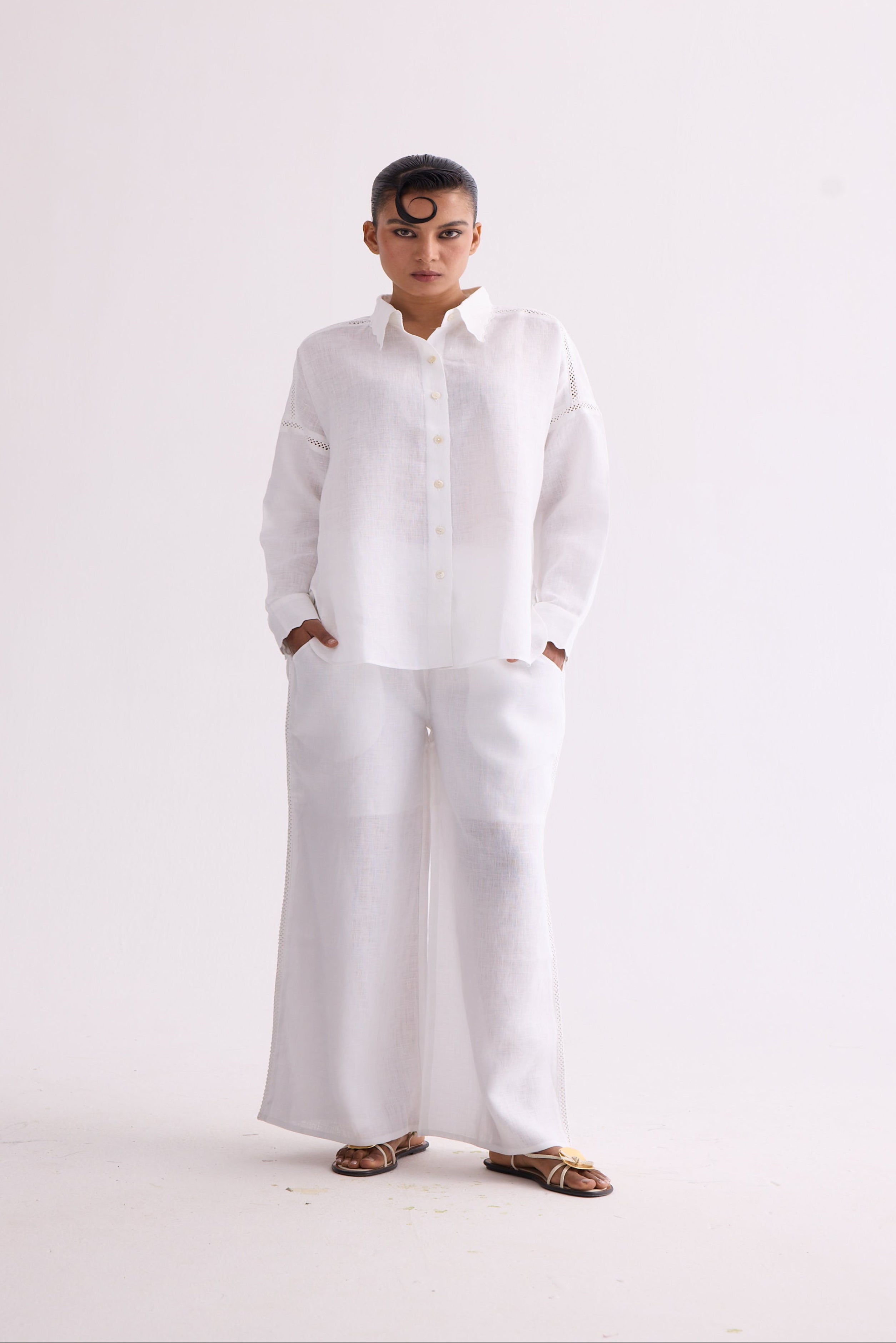 The Batooni White Linen Shirt