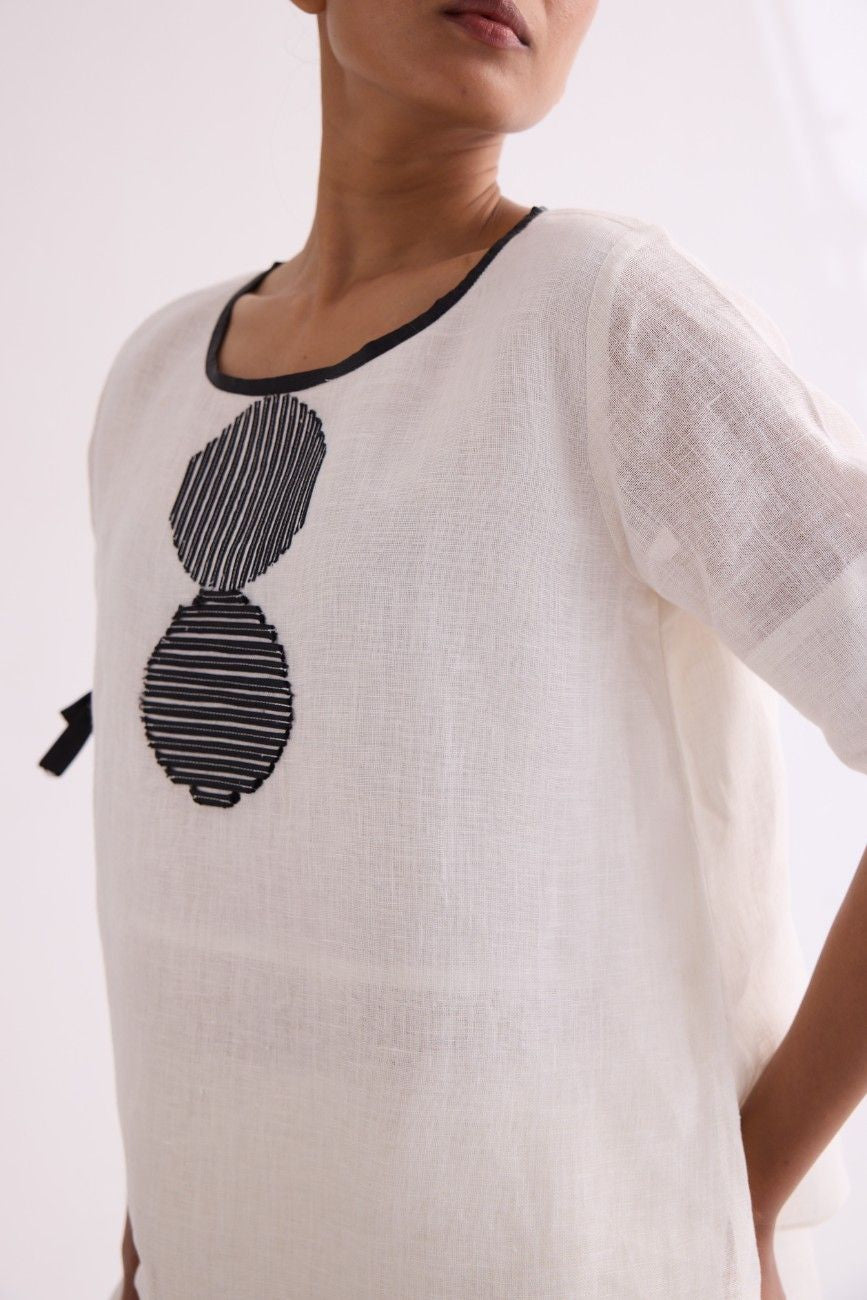 The Jhankaar White Cape Set