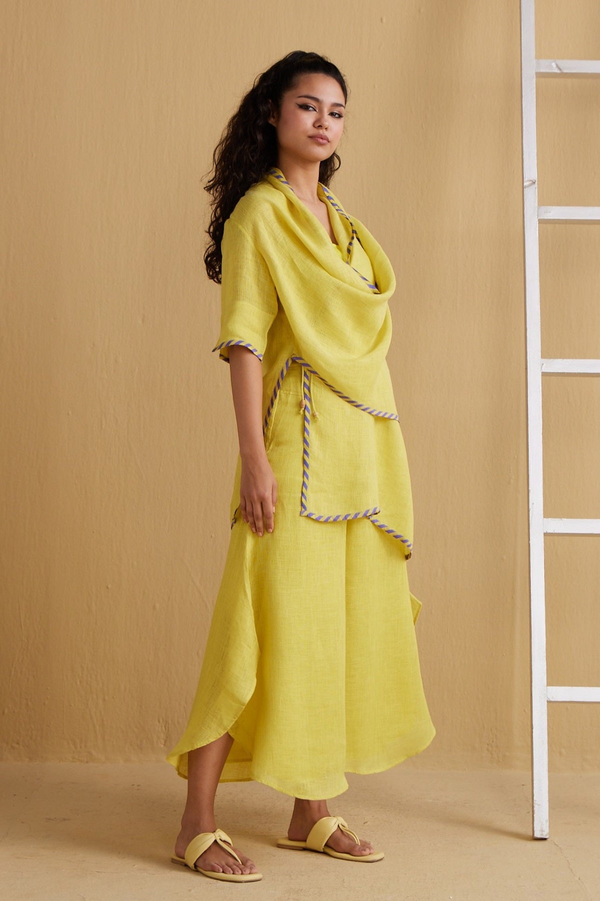 The Saachi Cape (Only Cape) - Yell With Us