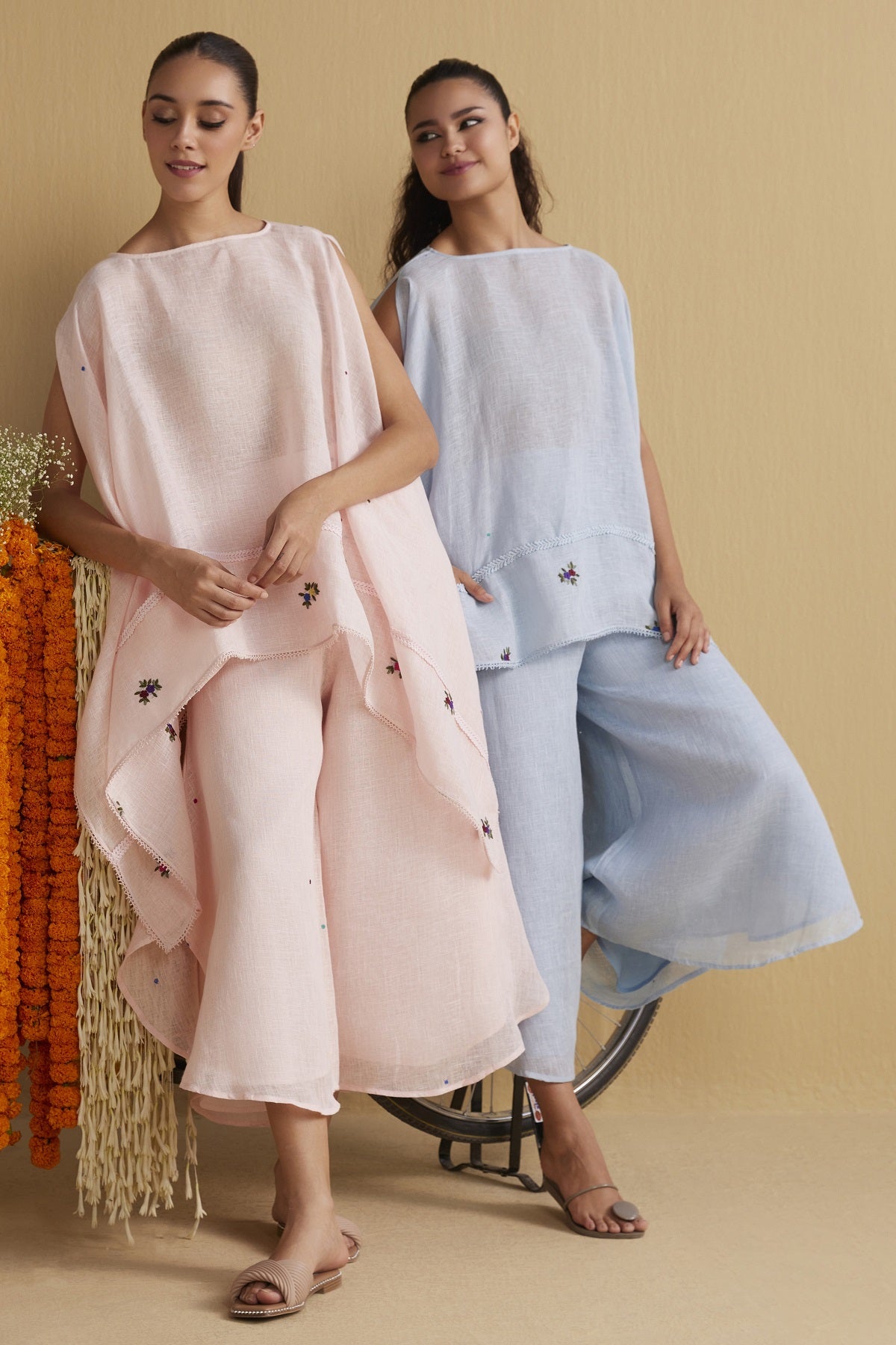 THE PANKHURI CAPE (ONLY CAPE) - Yell With Us