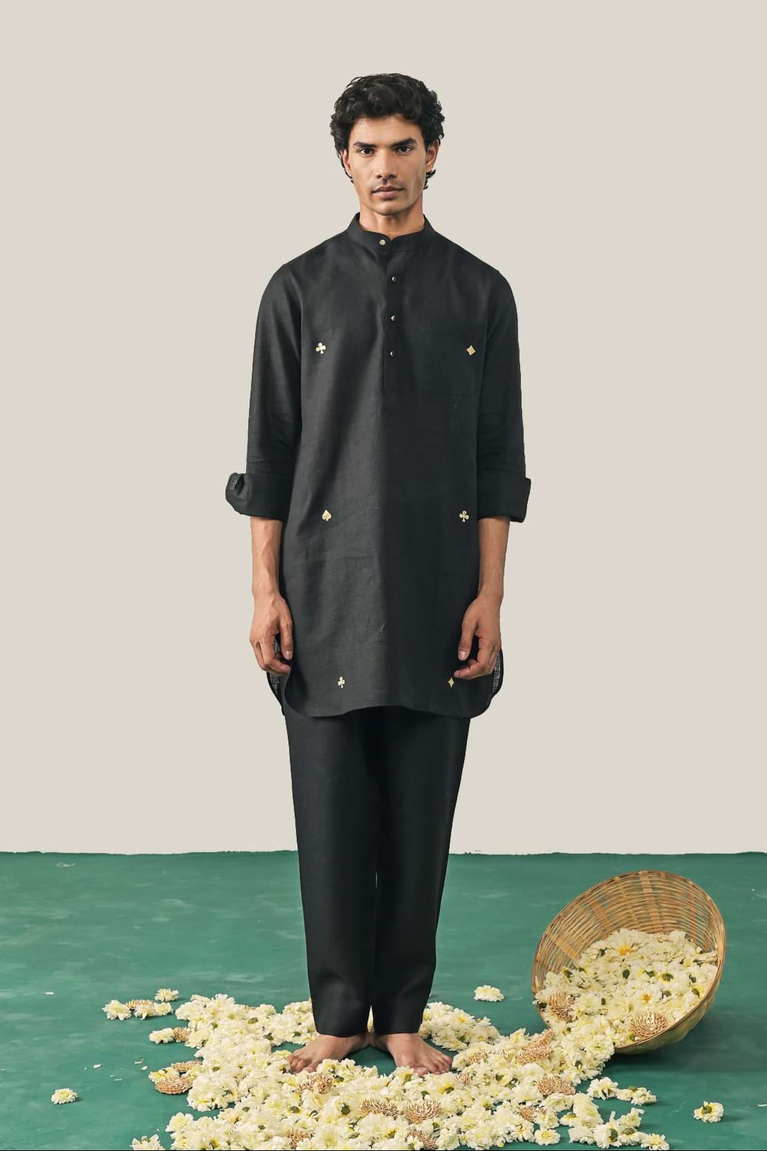 Lord of the Deck Black Linen Kurta