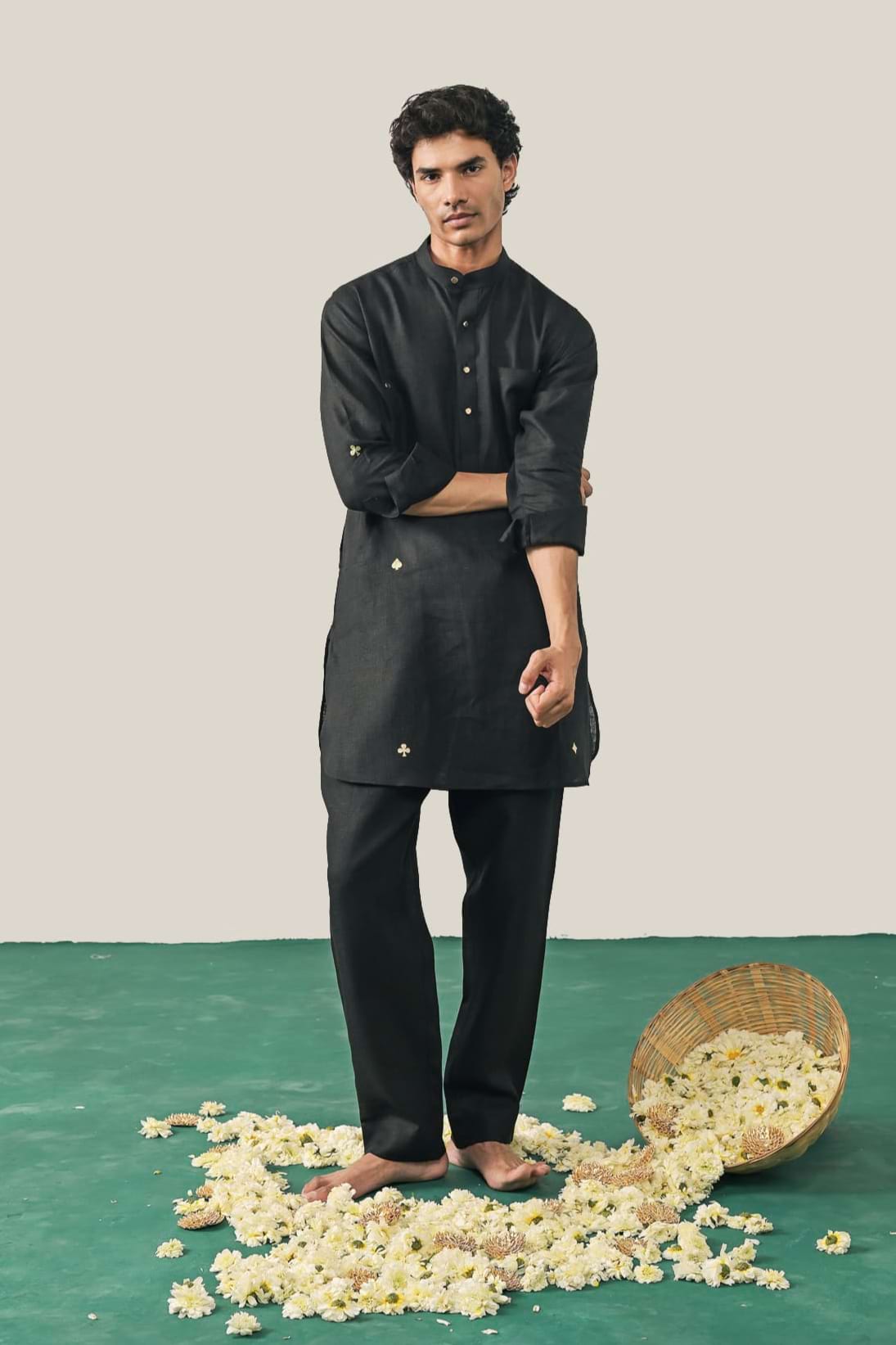 Lord of the Deck Black Linen Kurta