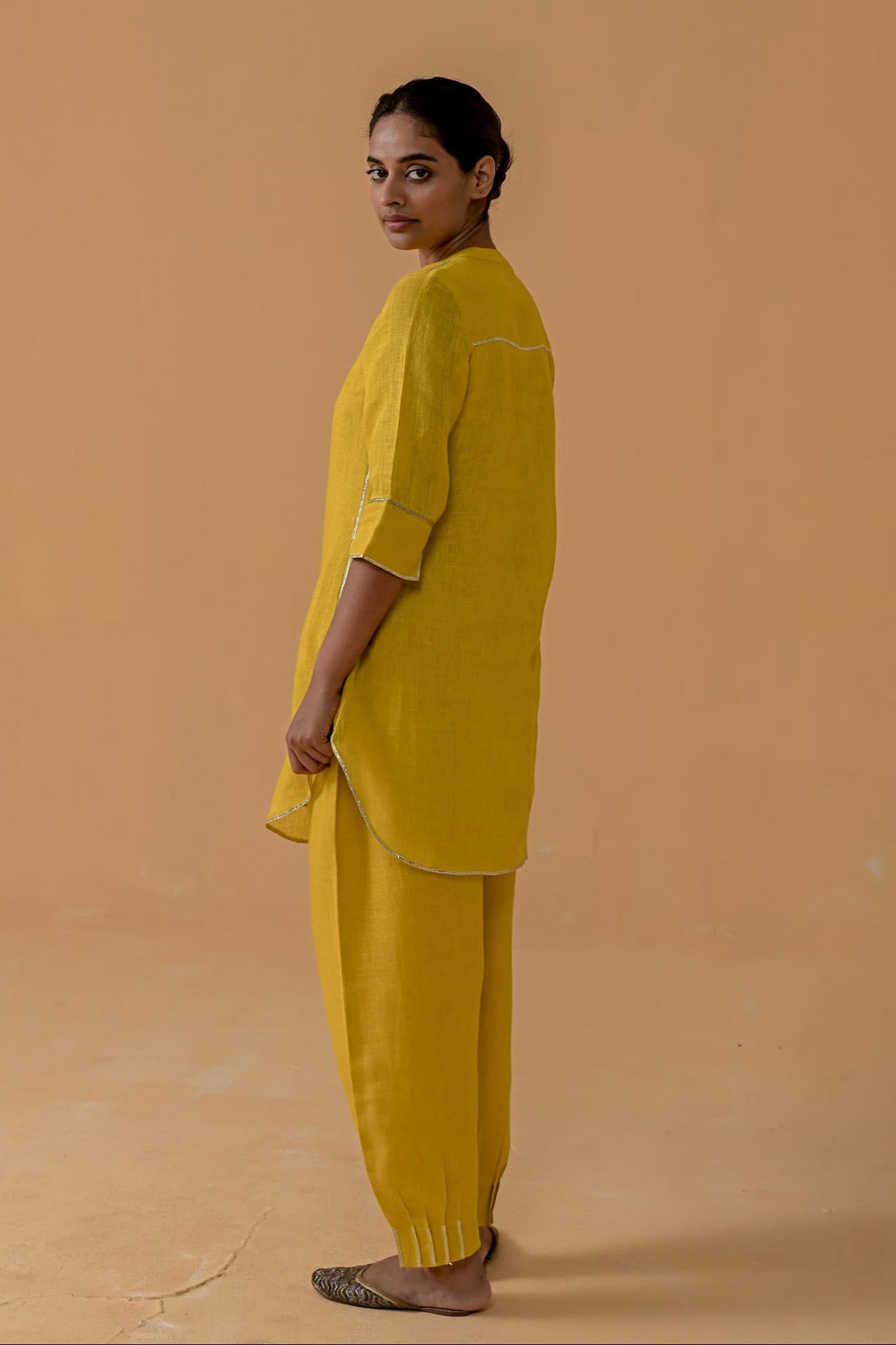 Patola Poise Kurta Set - Mustard