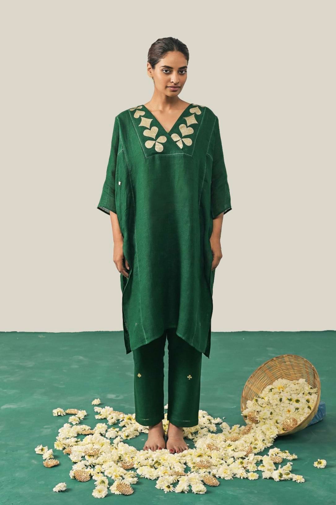 The Flush Femme Linen Kurta Set - Bottle Green