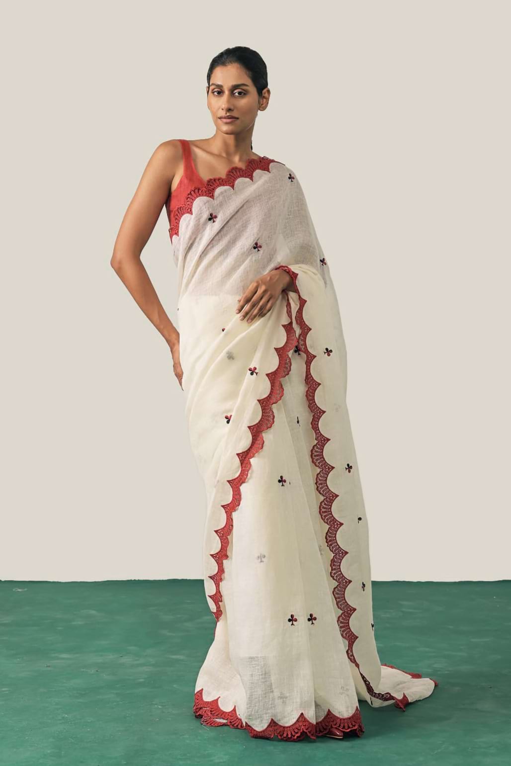 The Queen of Clubs Ivory Linen Saree