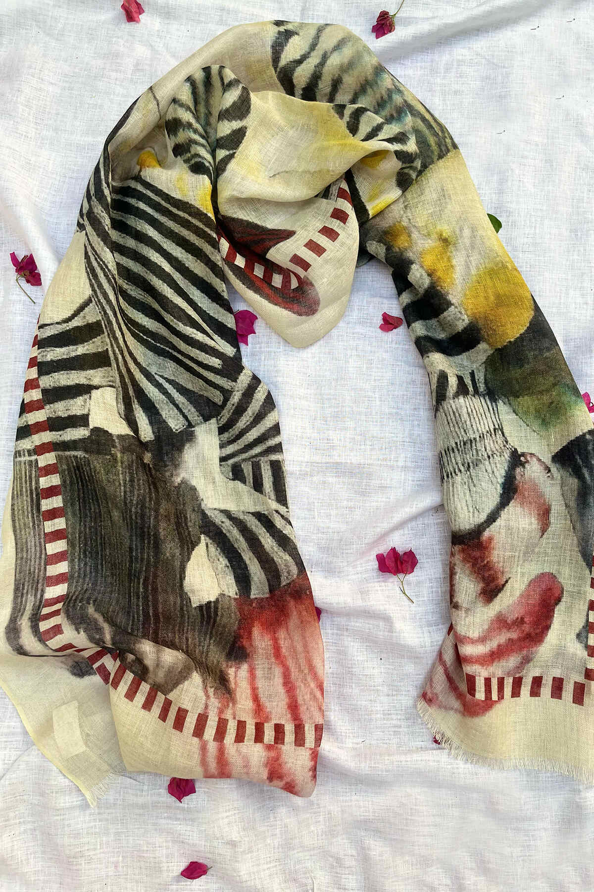 Satrangi Hawa Abstract Scarf