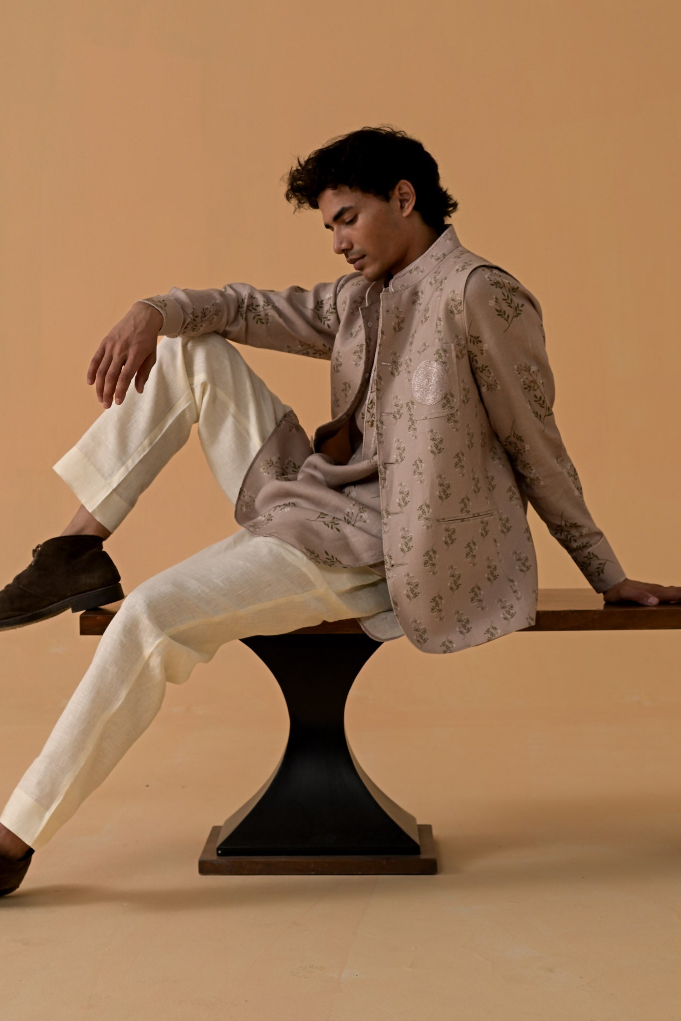 Mirza Mode Waistcoat - Ivory Floral