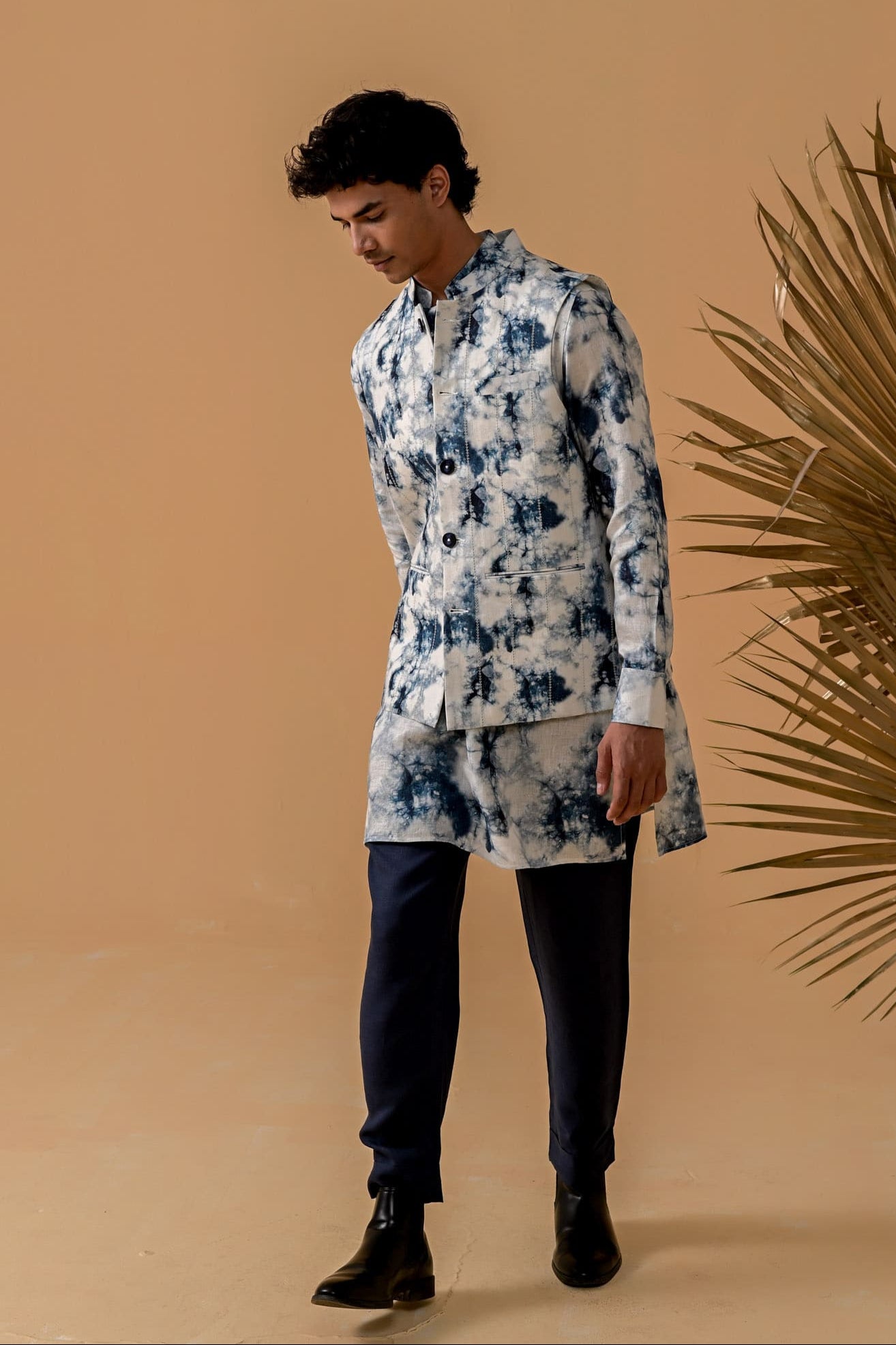 Nawaab Moves Waistcoat - Small Blue Shibori