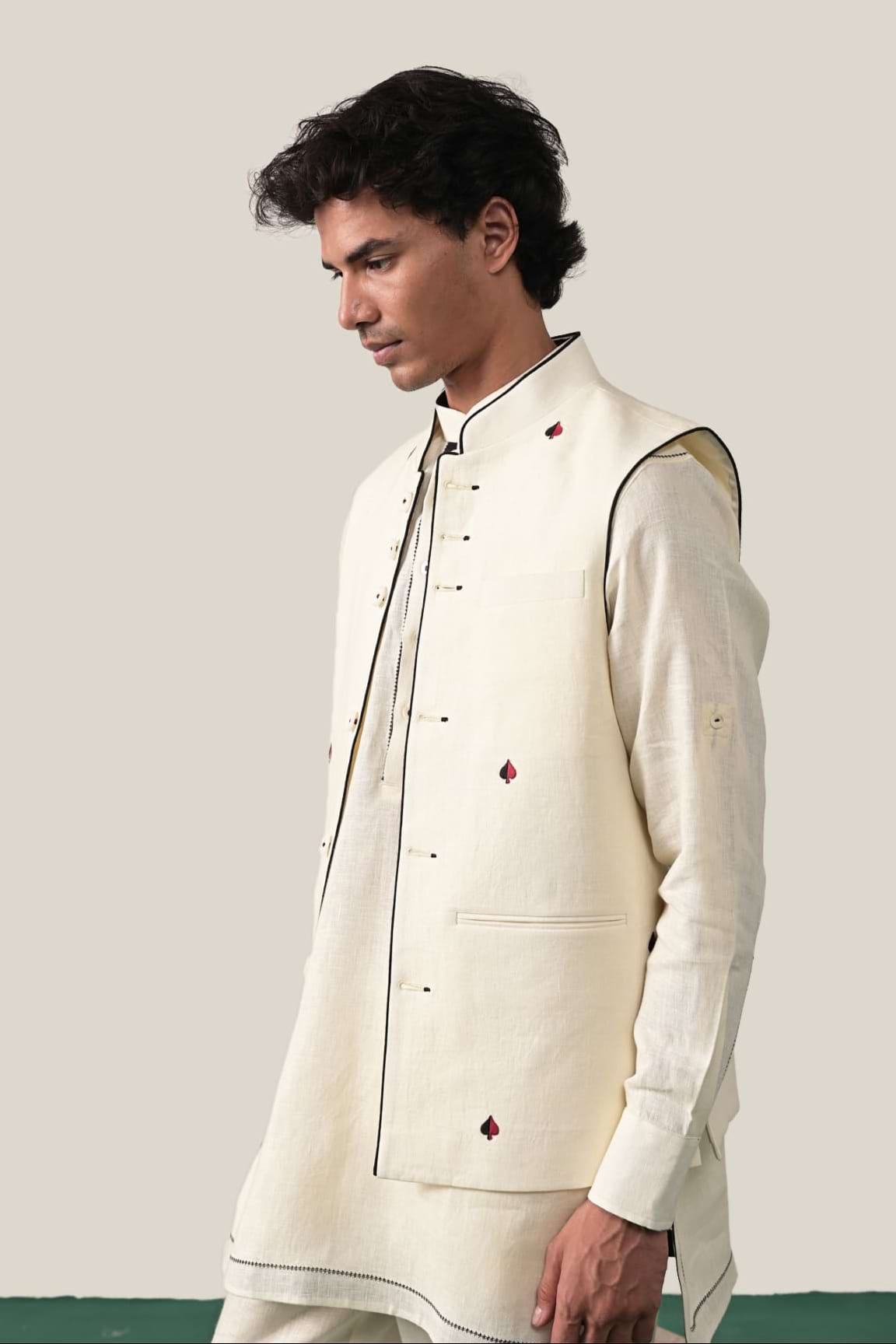 The Royal Rummy Ivory Linen Waistcoat