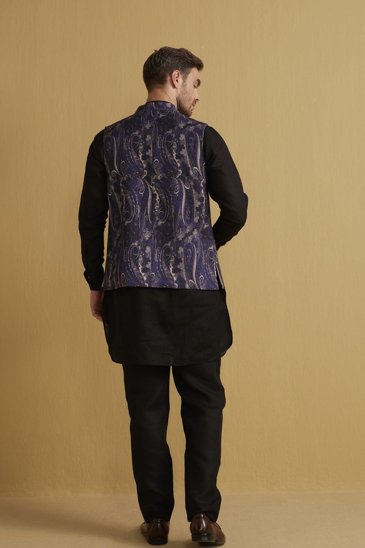 The Shahan Coat - Yell With Us