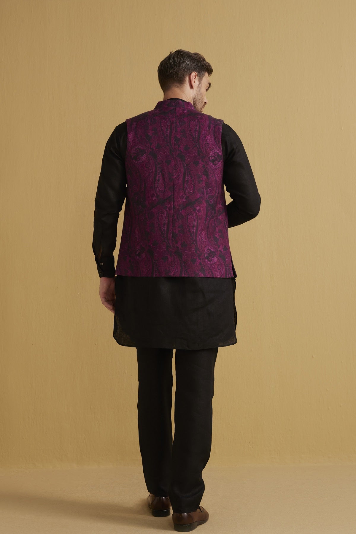 The Shahan Coat - Yell With Us