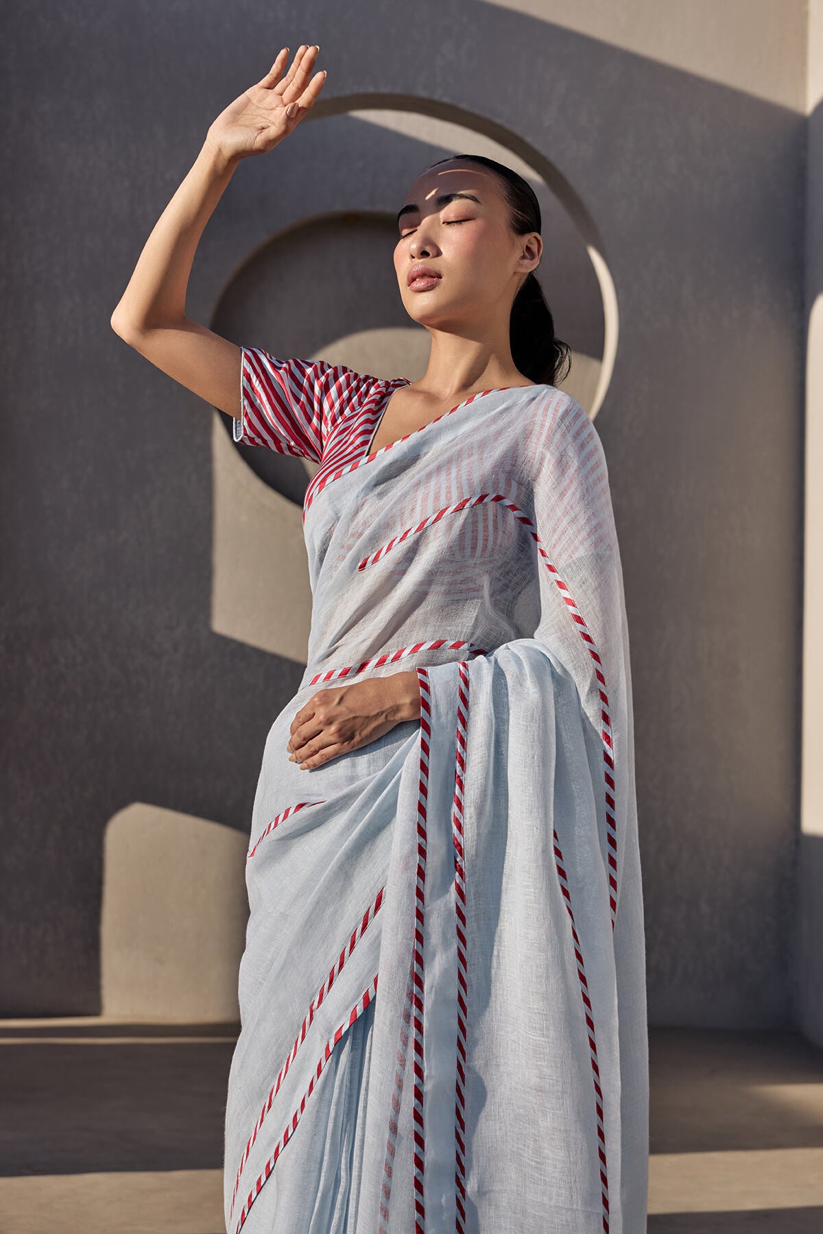 The Mehfil Saree - Hibiscus Blush Left