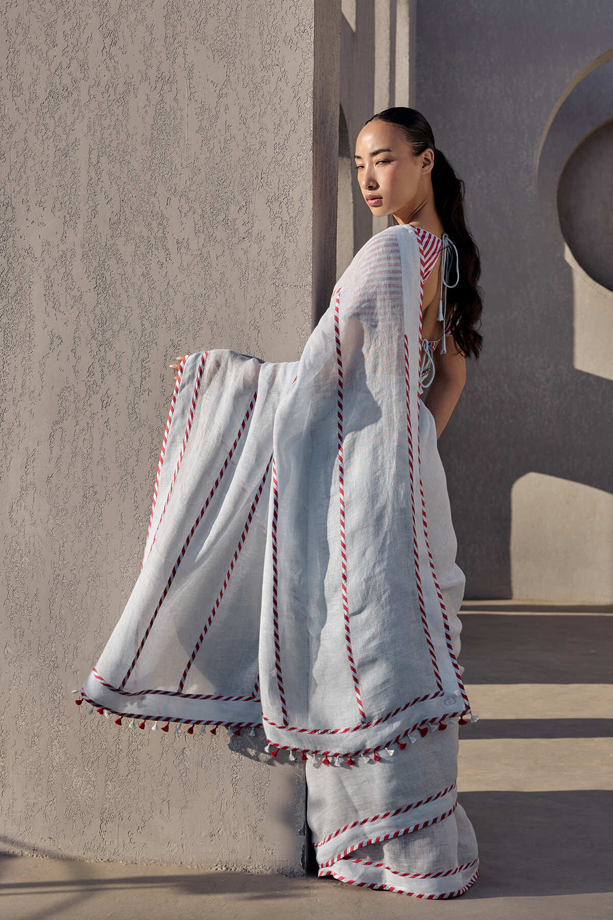 The Mehfil Saree - Hibiscus Blush Back