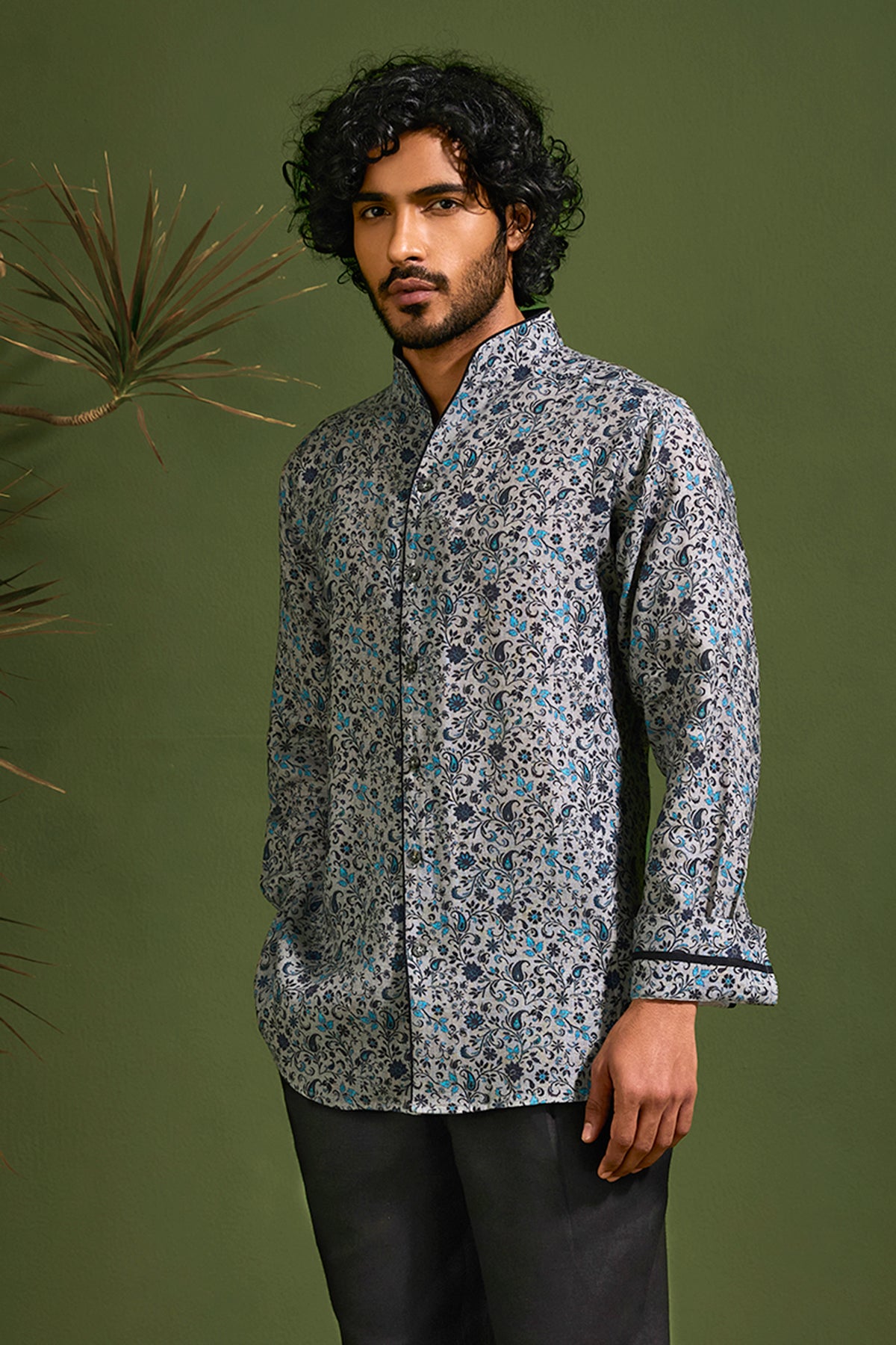 The Raeez Shirt - Yell With Us