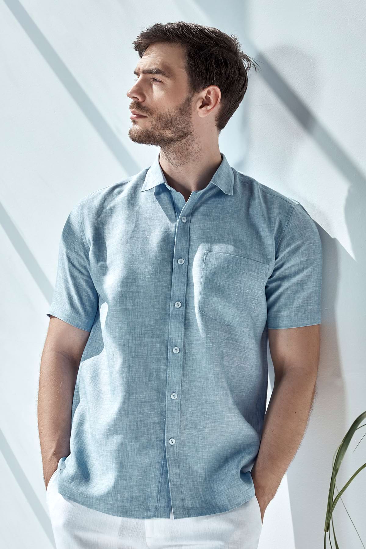 Classic Short Sleeve Shirt - Light Blue Chambray | Yellwithus.com