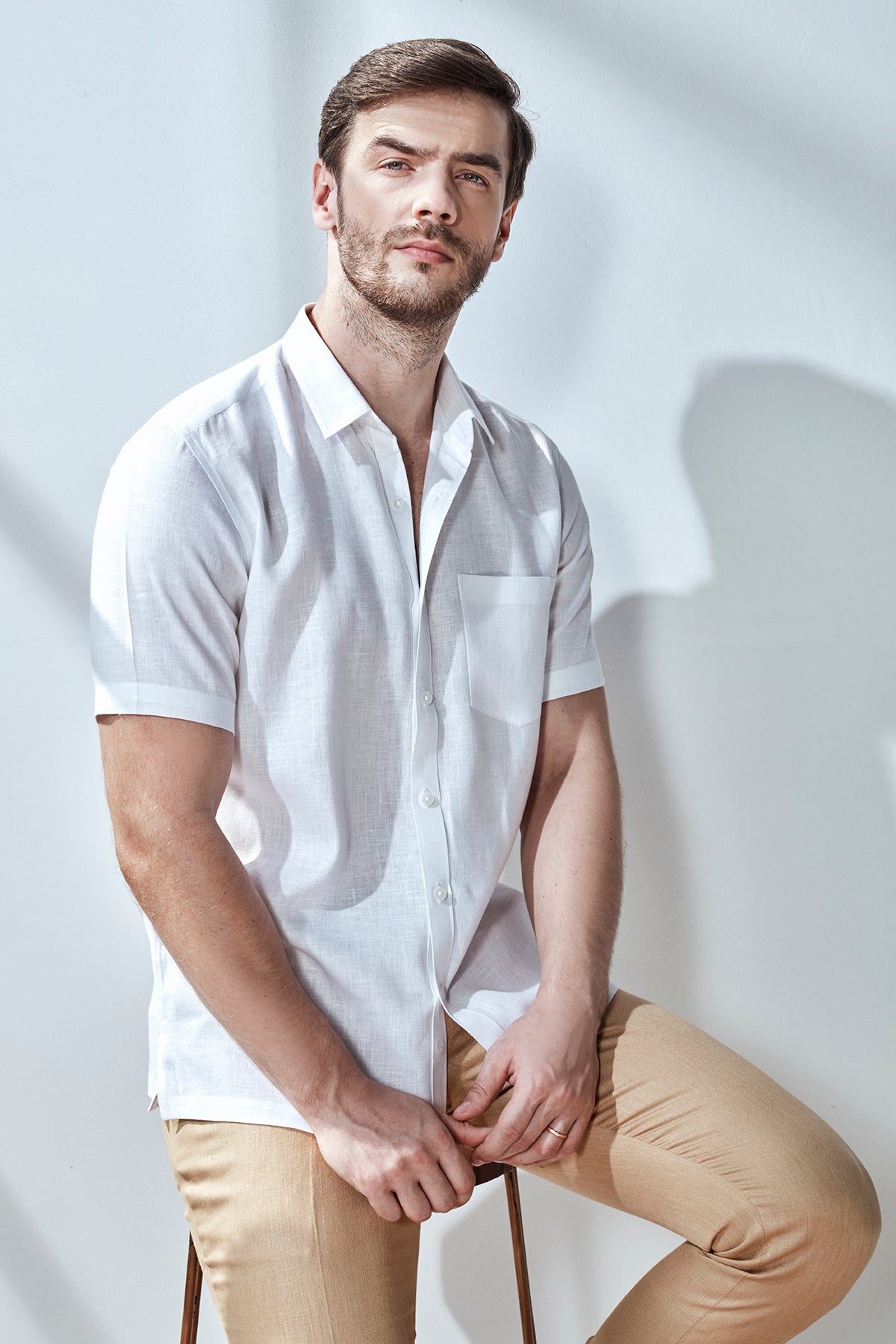 Daisy White - Classic Short Sleeve Shirt | Yellwithus.com