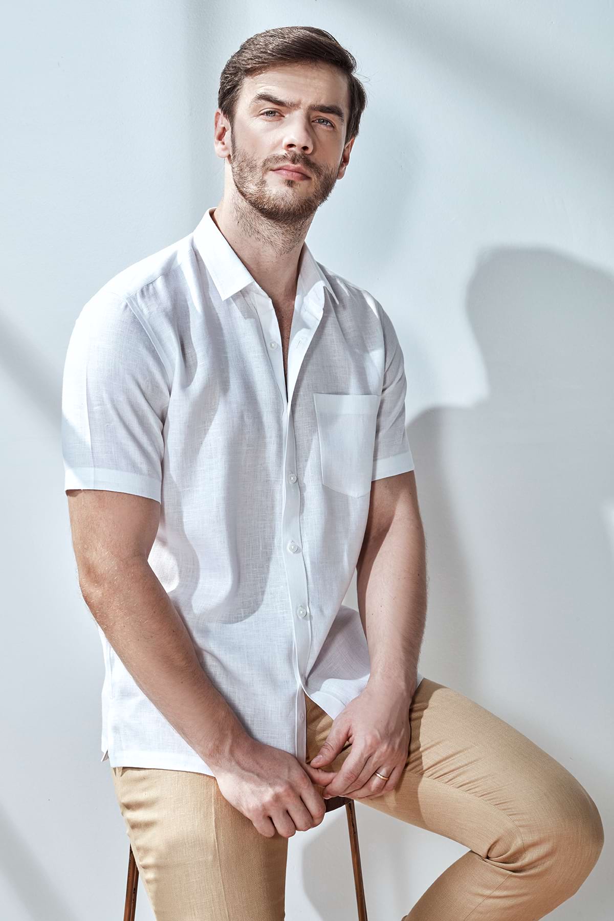 Daisy White - Classic Short Sleeve Shirt | Yellwithus.com