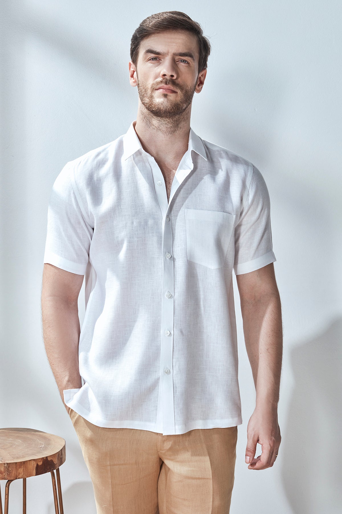 Daisy White - Classic Short Sleeve Shirt | Yellwithus.com