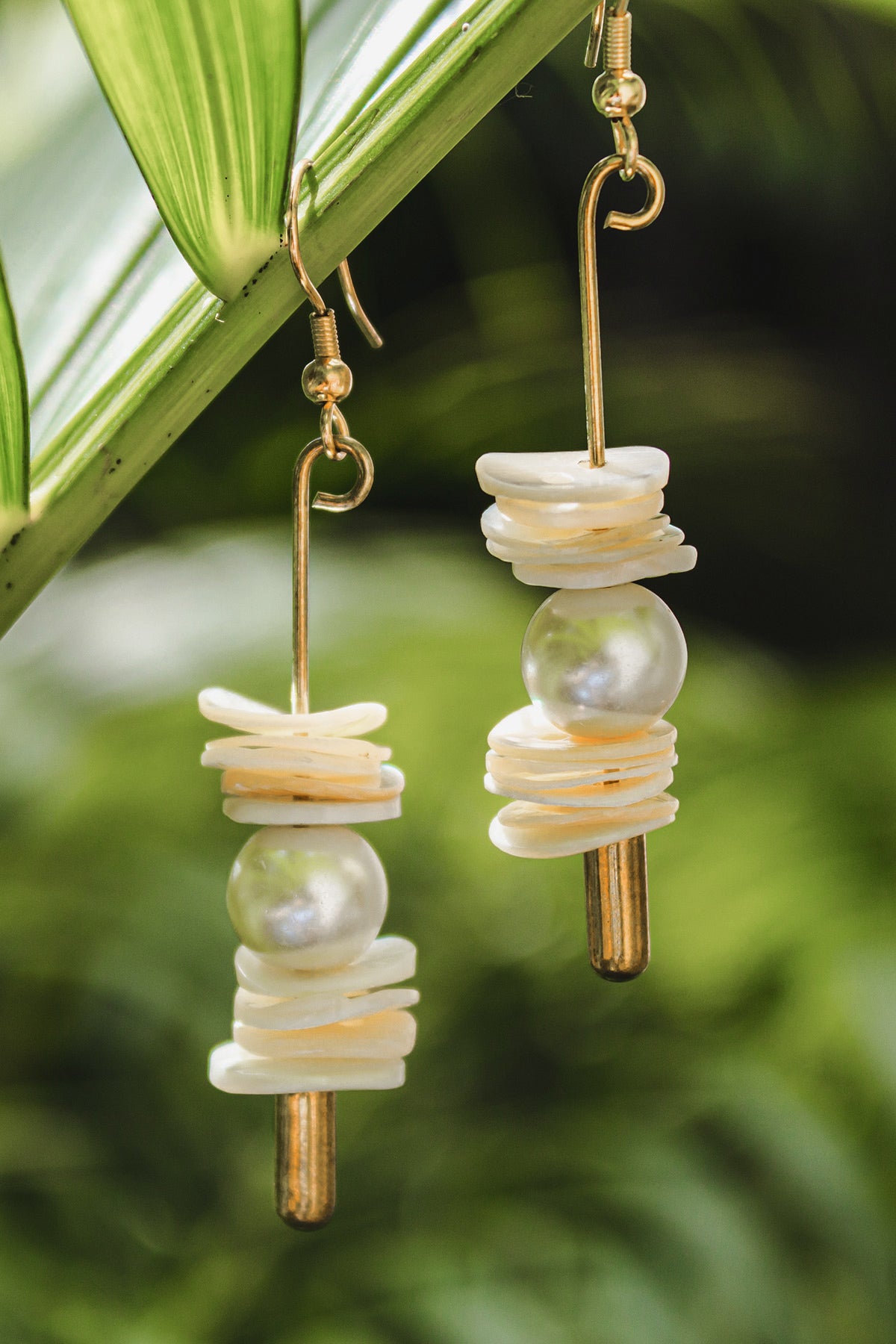 The Megarra Pearls & Shell Earrings - Yell With Us