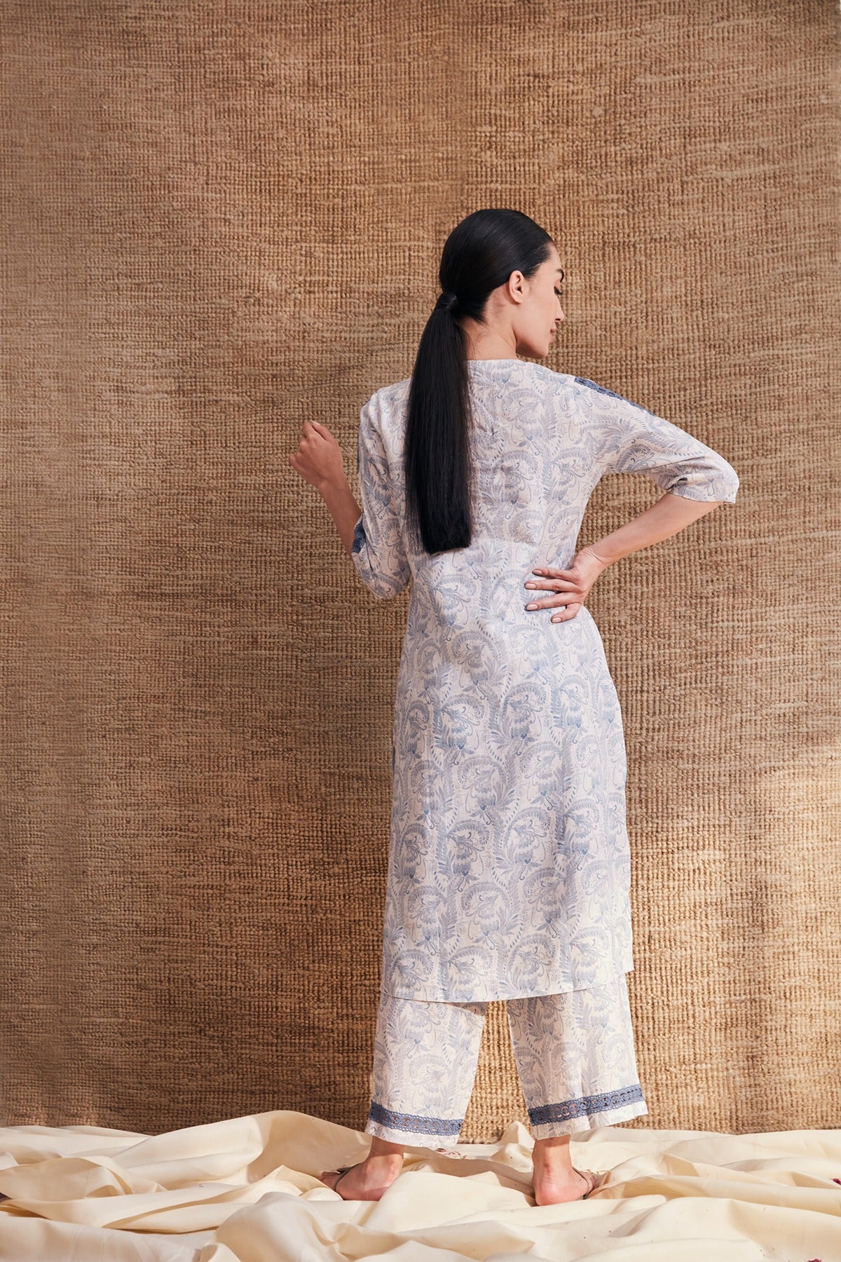 The Laleh Kurti - Yell With Us