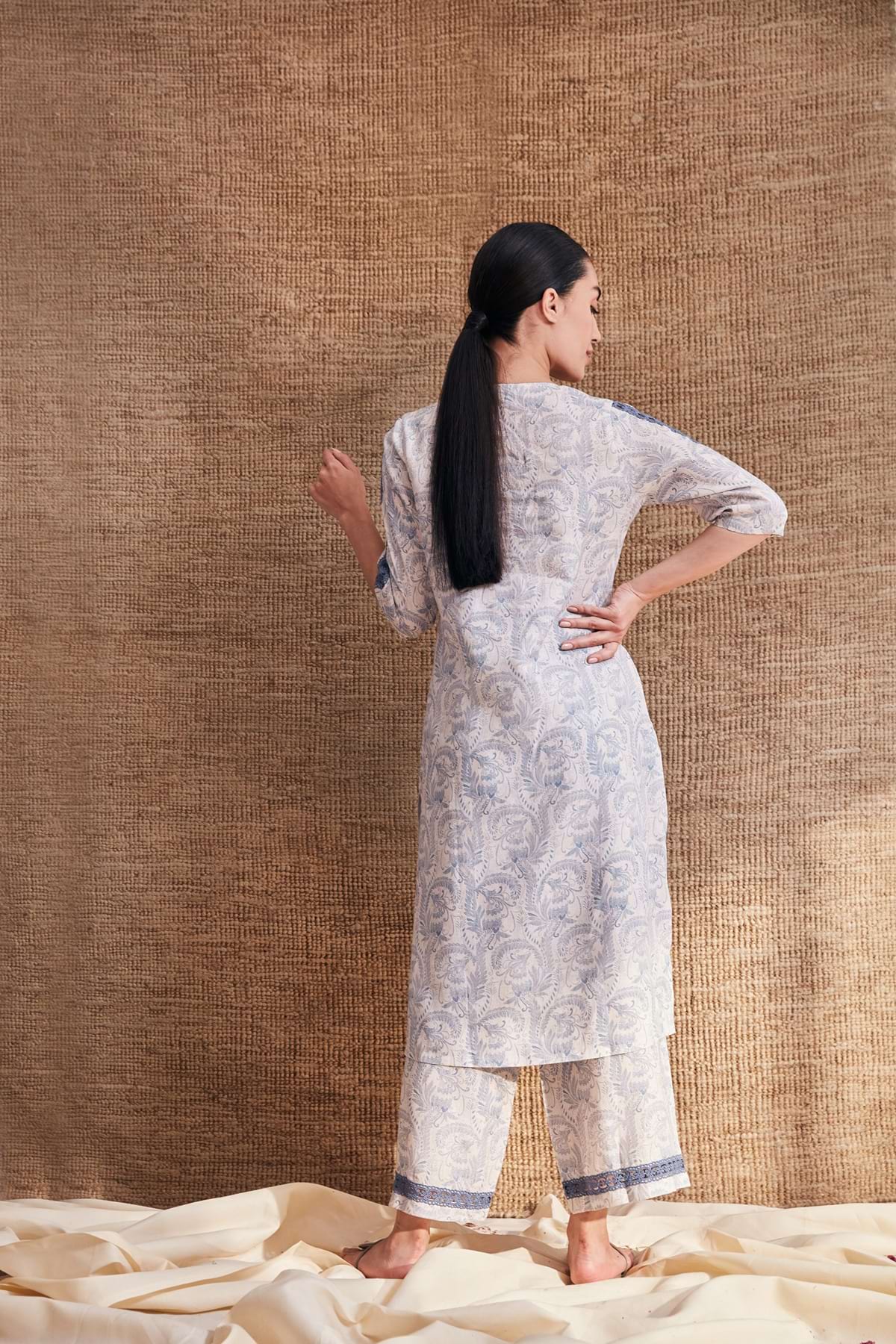 The Laleh Kurti - Yell With Us