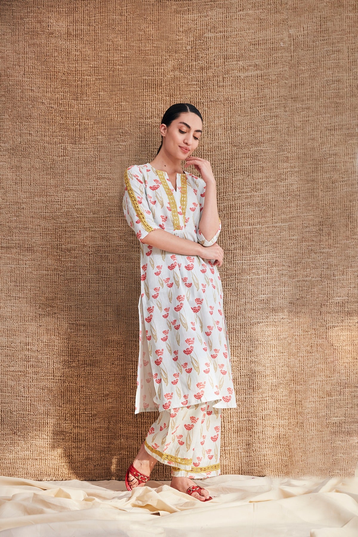 The Laleh Kurti - Yell With Us