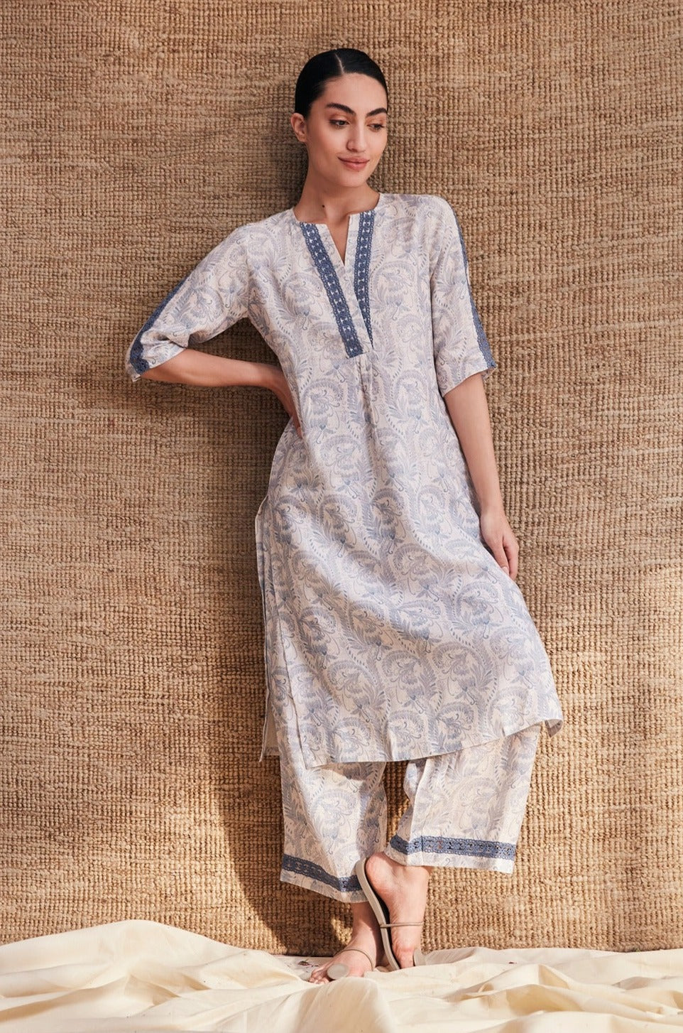 The Laleh Kurti - Yell With Us