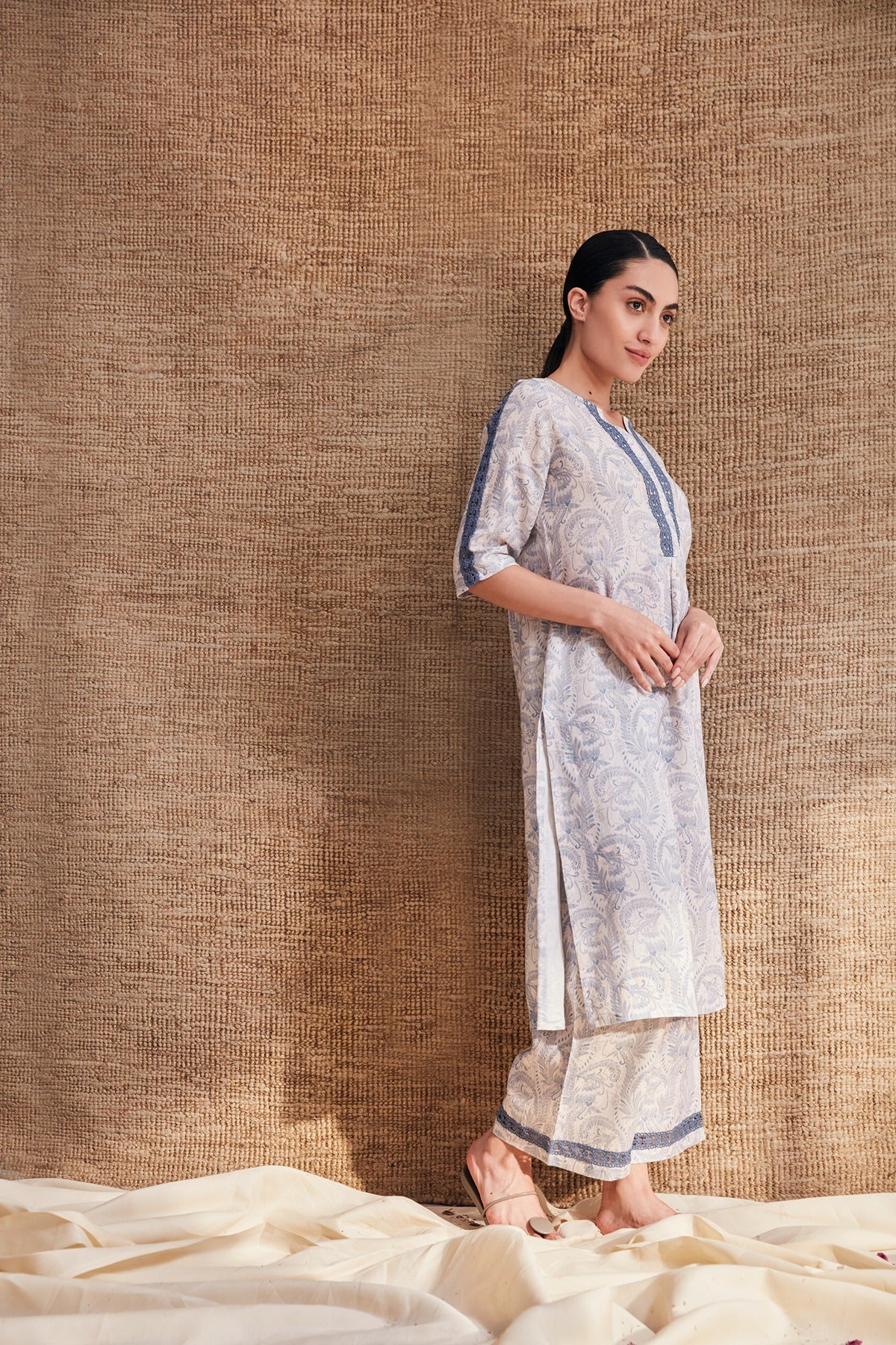 The Laleh Kurti - Yell With Us