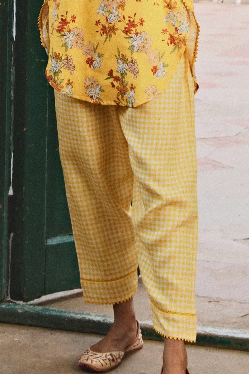 The Vida Mustard Linen Salwar Pants