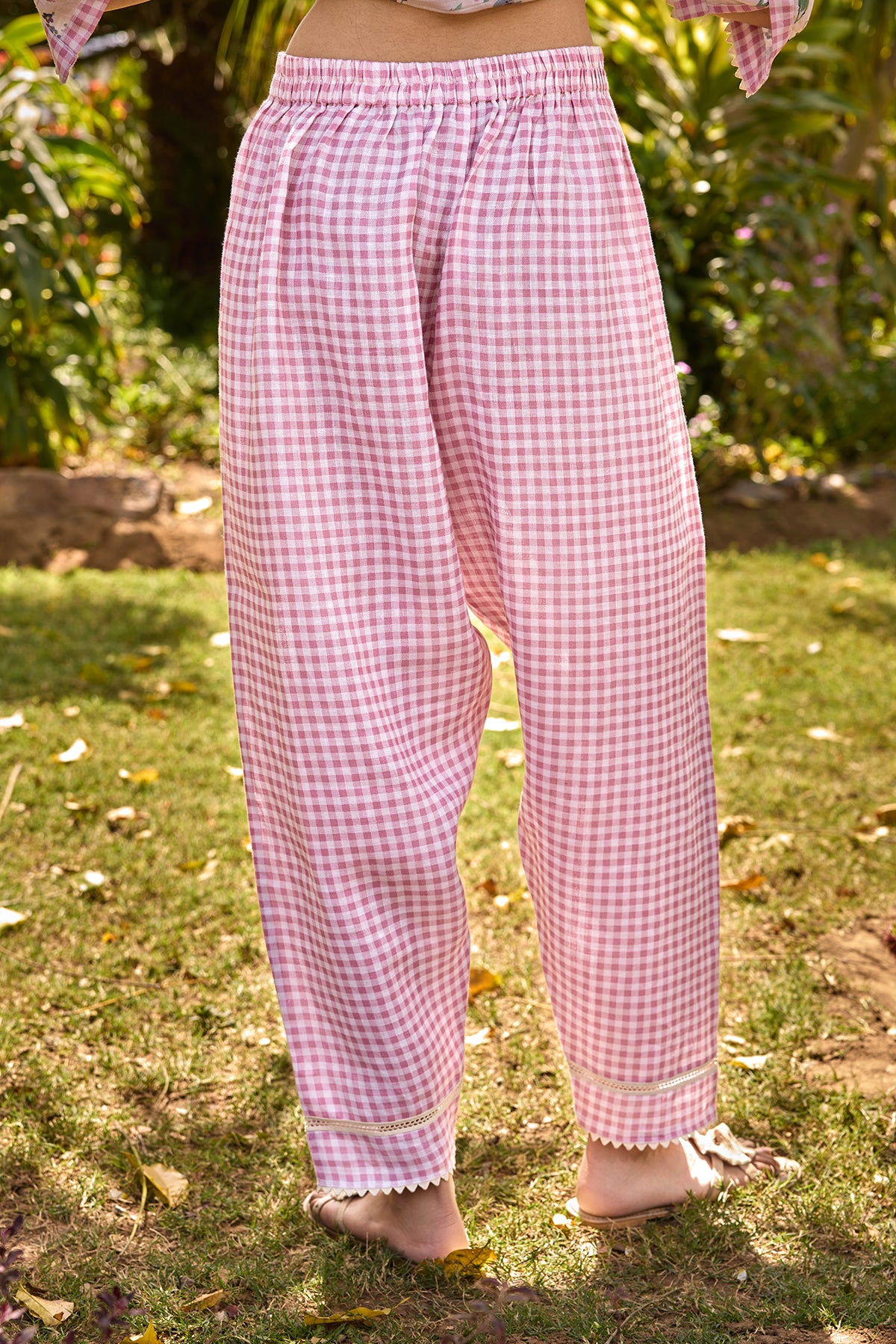 The Vida Salwar - Yell With Us
